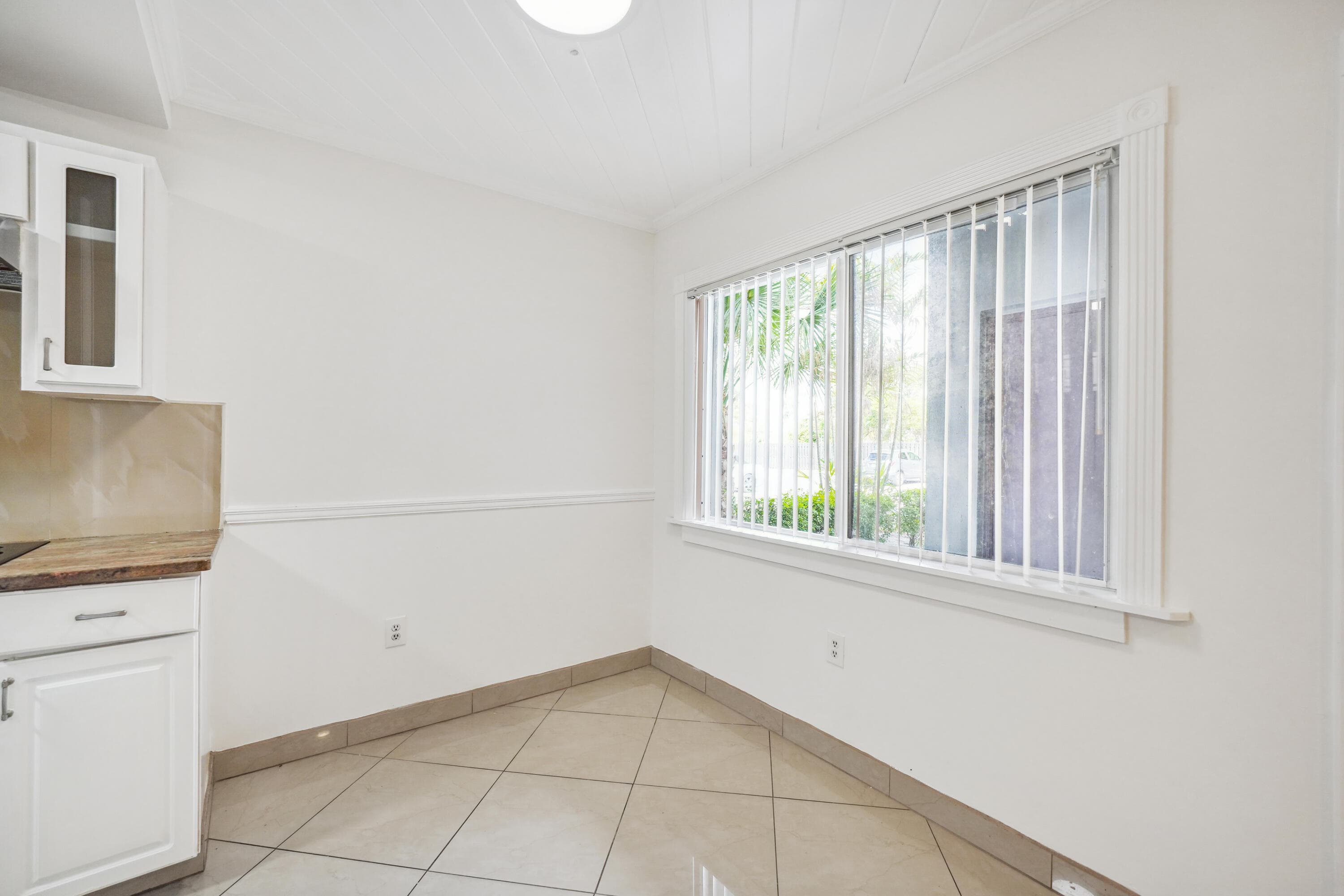 2878 Donnelly Drive 106, Lake Worth, FL 33462 — photo 7 of 20