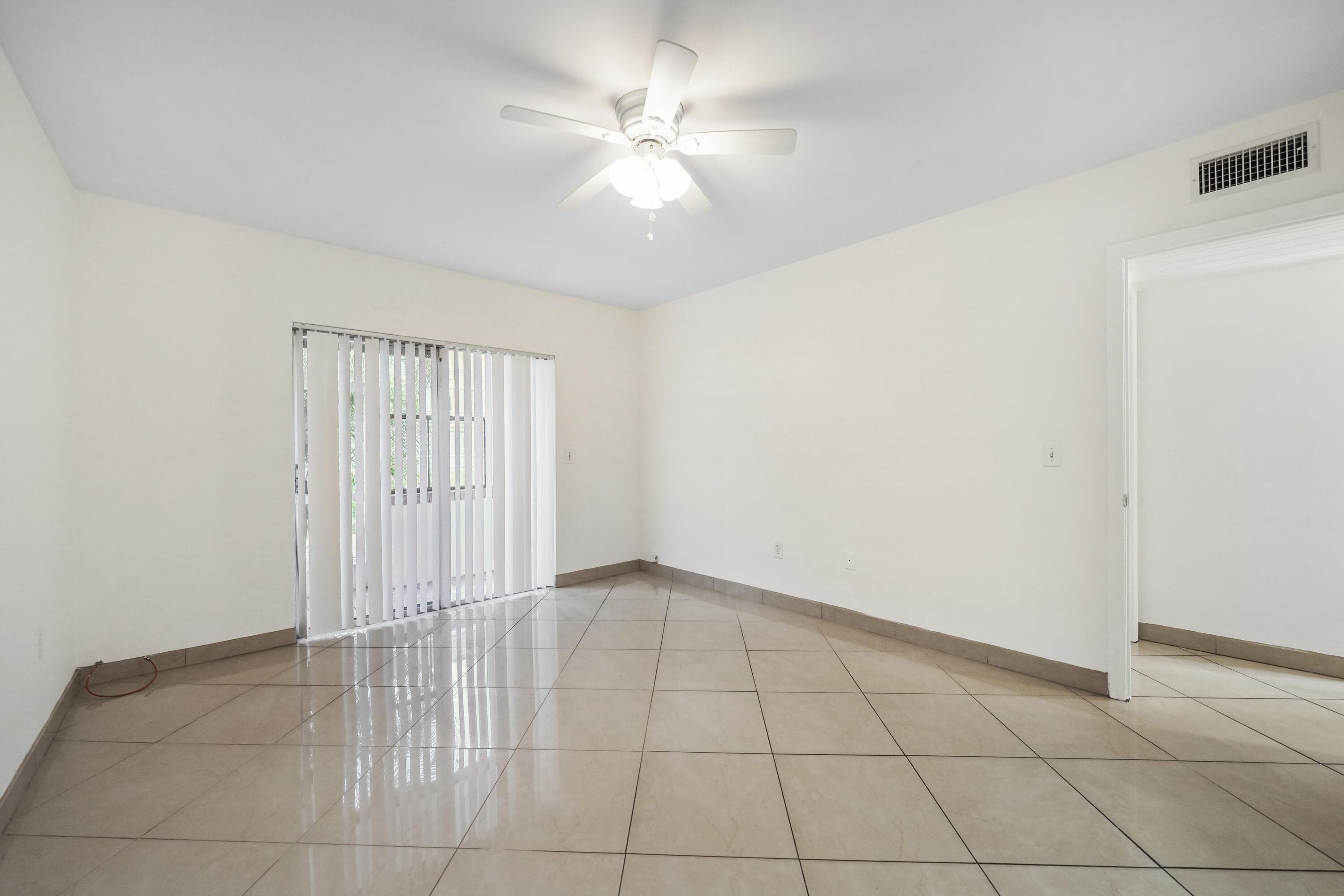 2878 Donnelly Drive 106, Lake Worth, FL 33462 — photo 12 of 20