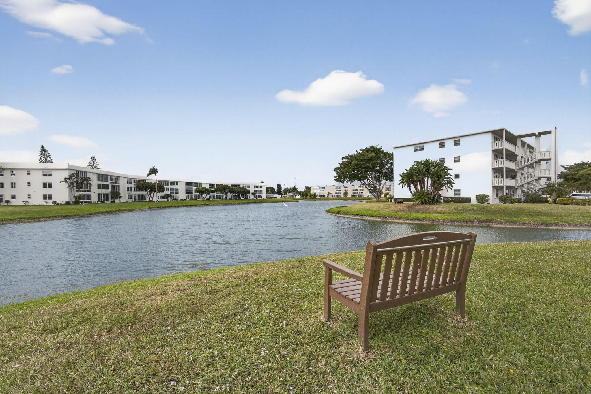 330 Wellington G, West Palm Beach, FL 33417 — photo 1 of 39