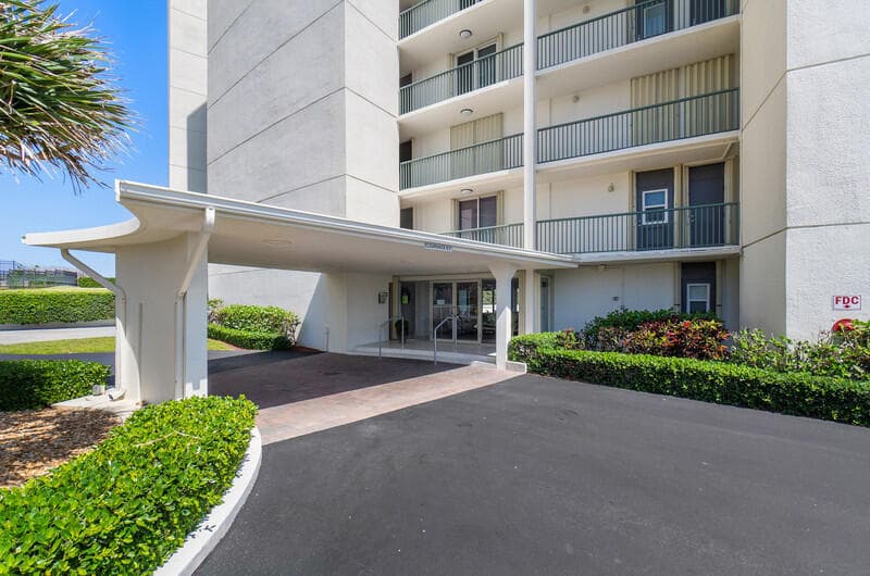 5400 N Ocean Drive 7b, Singer Island, FL 33404 — photo 6 of 61