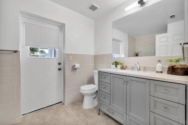 1355 SW Porter Road, Port St. Lucie, FL 34953 — photo 12 of 17