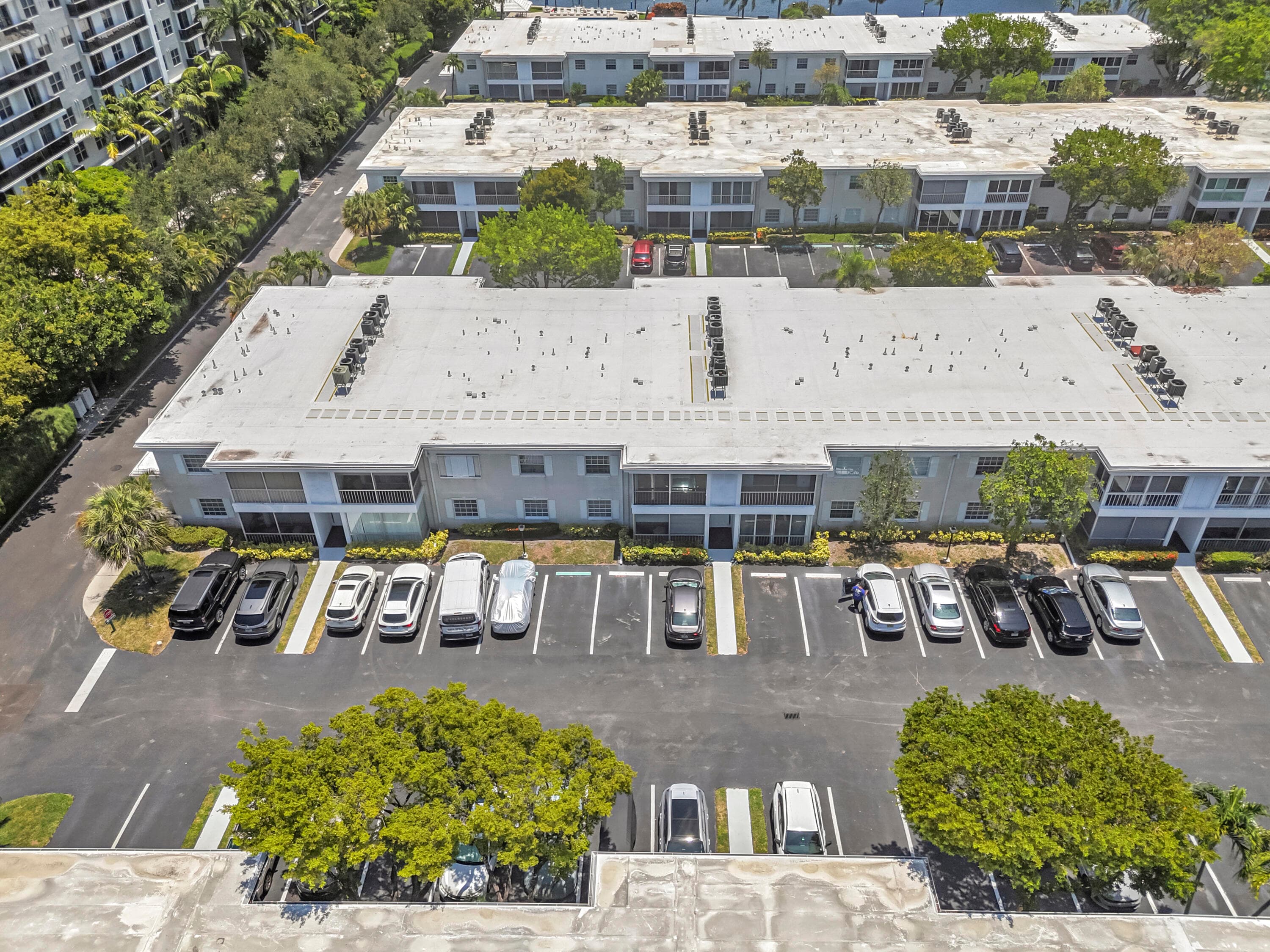 6487 Bay Club Drive 4, Fort Lauderdale, FL 33308 — photo 40 of 49