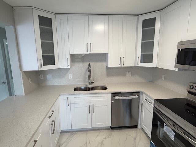 810 Lake Shore Drive 19, Lake Park, FL 33403 — photo 3 of 13