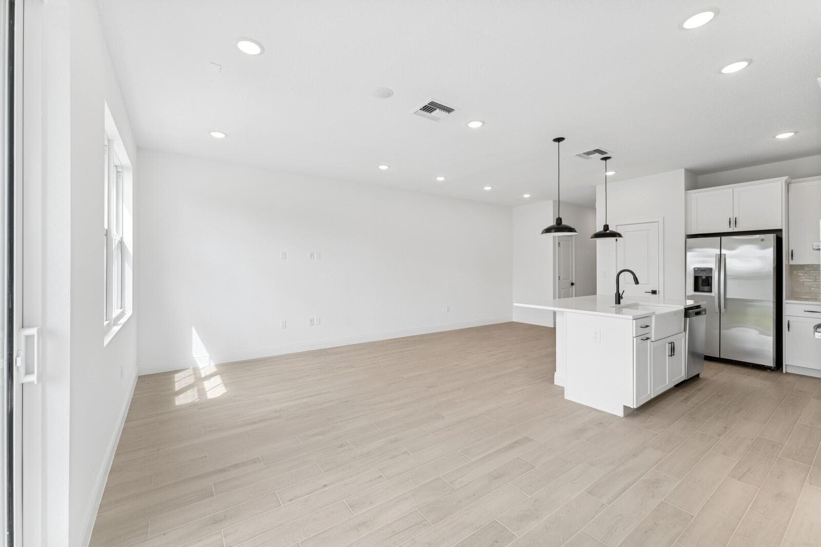 188 SE Birch Terrace 313, Stuart, FL 34997 — photo 11 of 30
