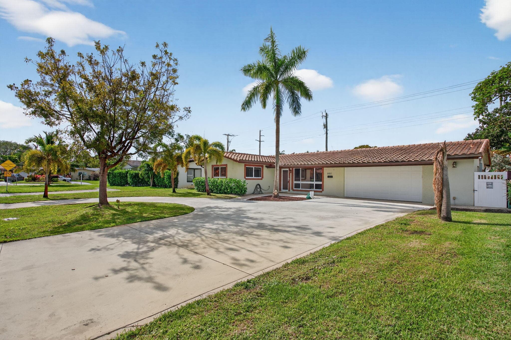 5511 NE 18th Terrace, Fort Lauderdale, FL 33308 — photo 4 of 51
