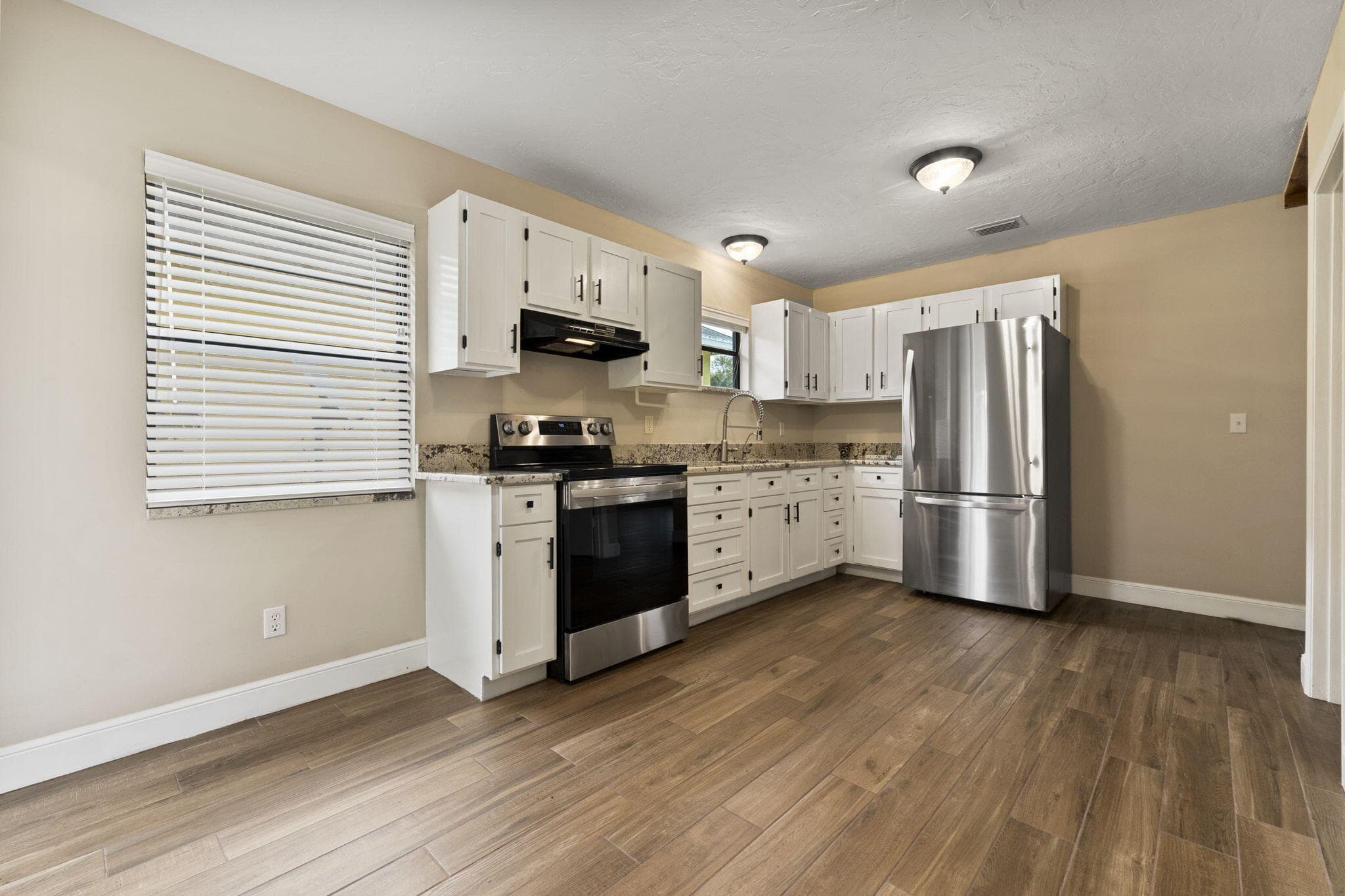3585 SE 8th Street, Okeechobee, FL 34974 — photo 15 of 40