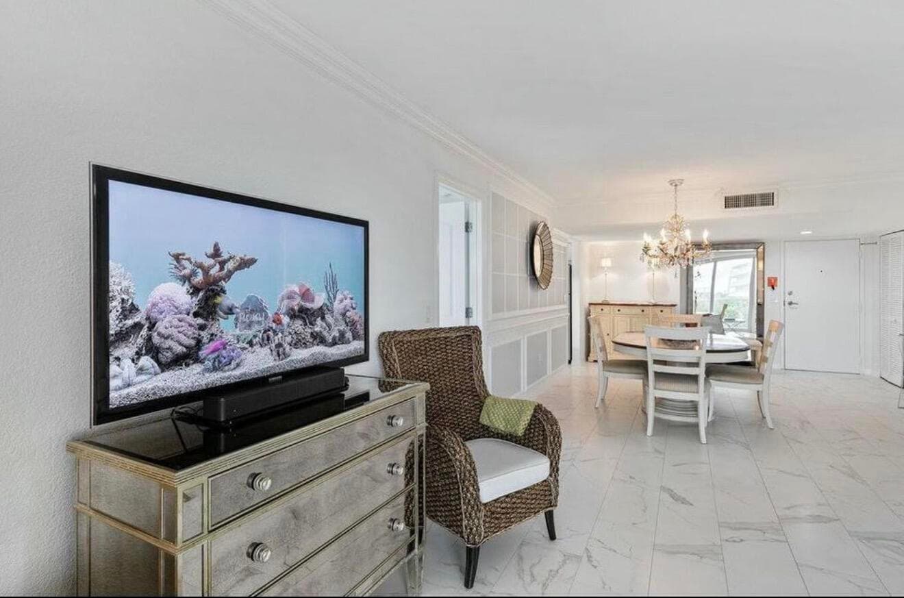 2560 S Ocean Boulevard 518, Palm Beach, FL 33480 — photo 5 of 27
