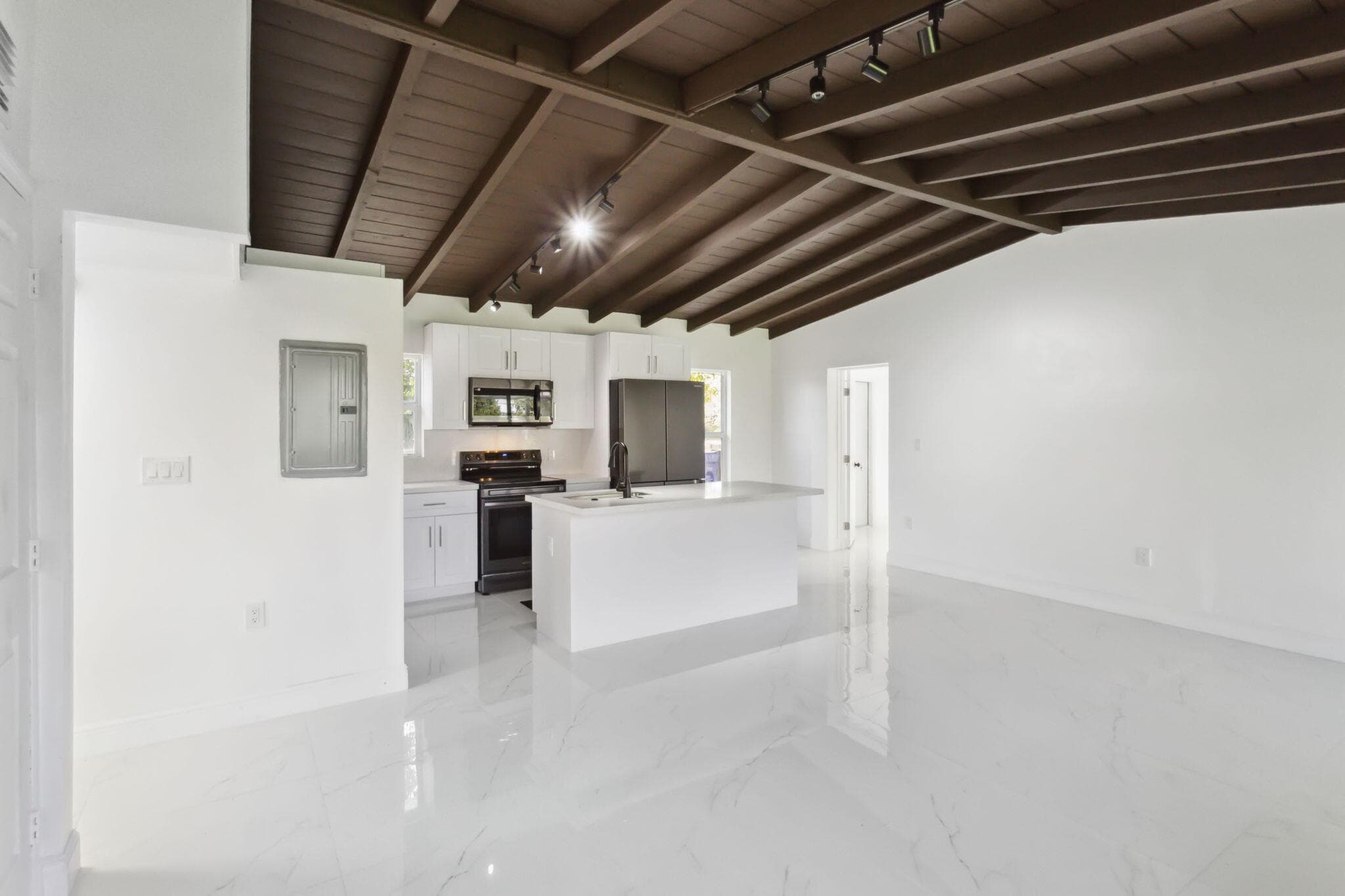 1530 NW 18th Court, Fort Lauderdale, FL 33311 — photo 8 of 26