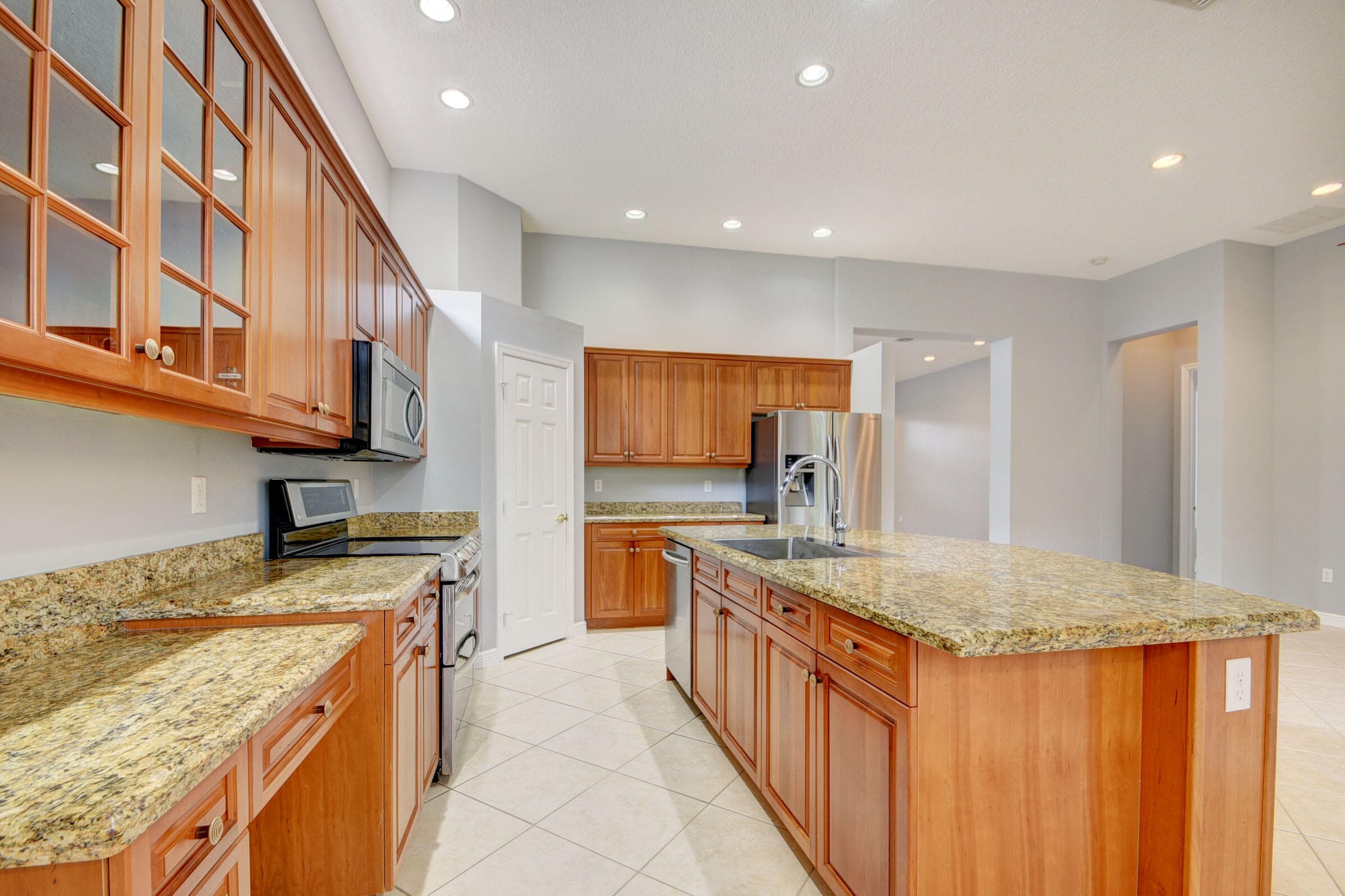 9925 Via Elegante, Wellington, FL 33411 — photo 12 of 55