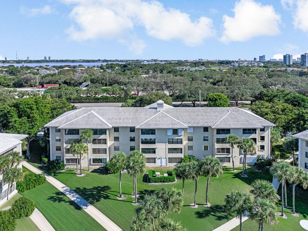 3507 Village Boulevard 201, West Palm Beach, FL 33409 — photo 36 of 49