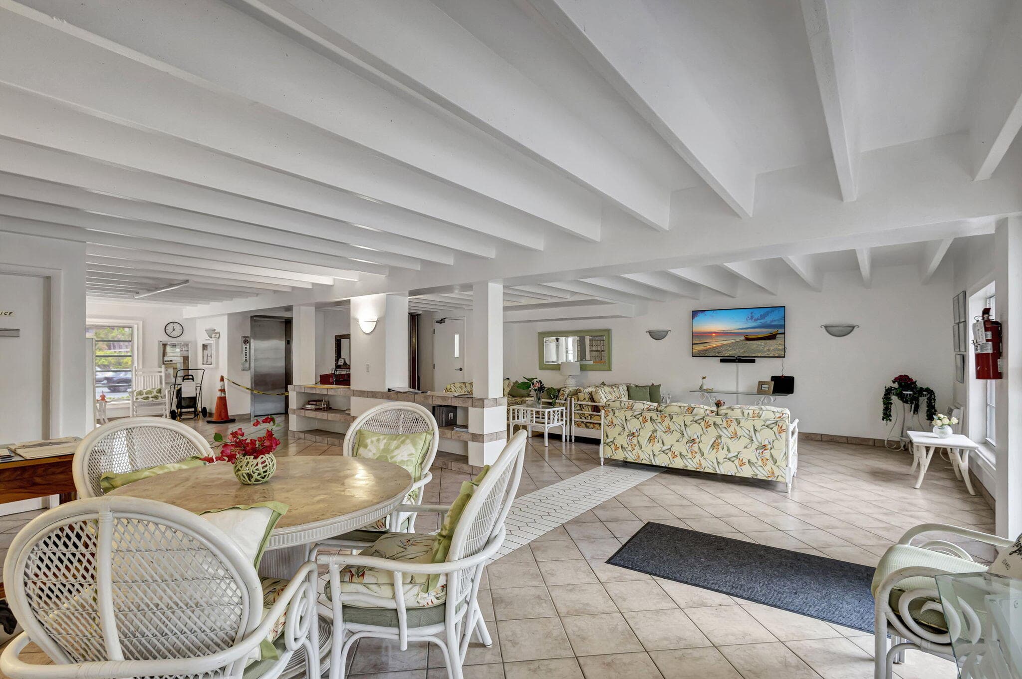 4001 S Ocean Boulevard 315, South Palm Beach, FL 33480 — photo 16 of 25
