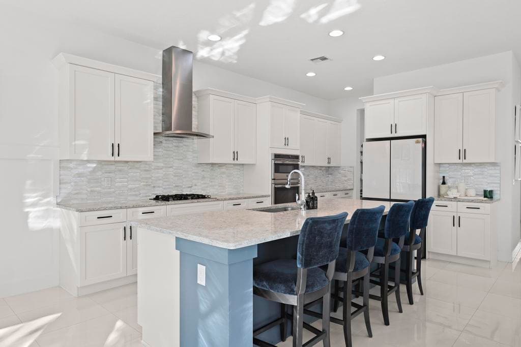7037 Edison Place, Palm Beach Gardens, FL 33418 — photo 13 of 79