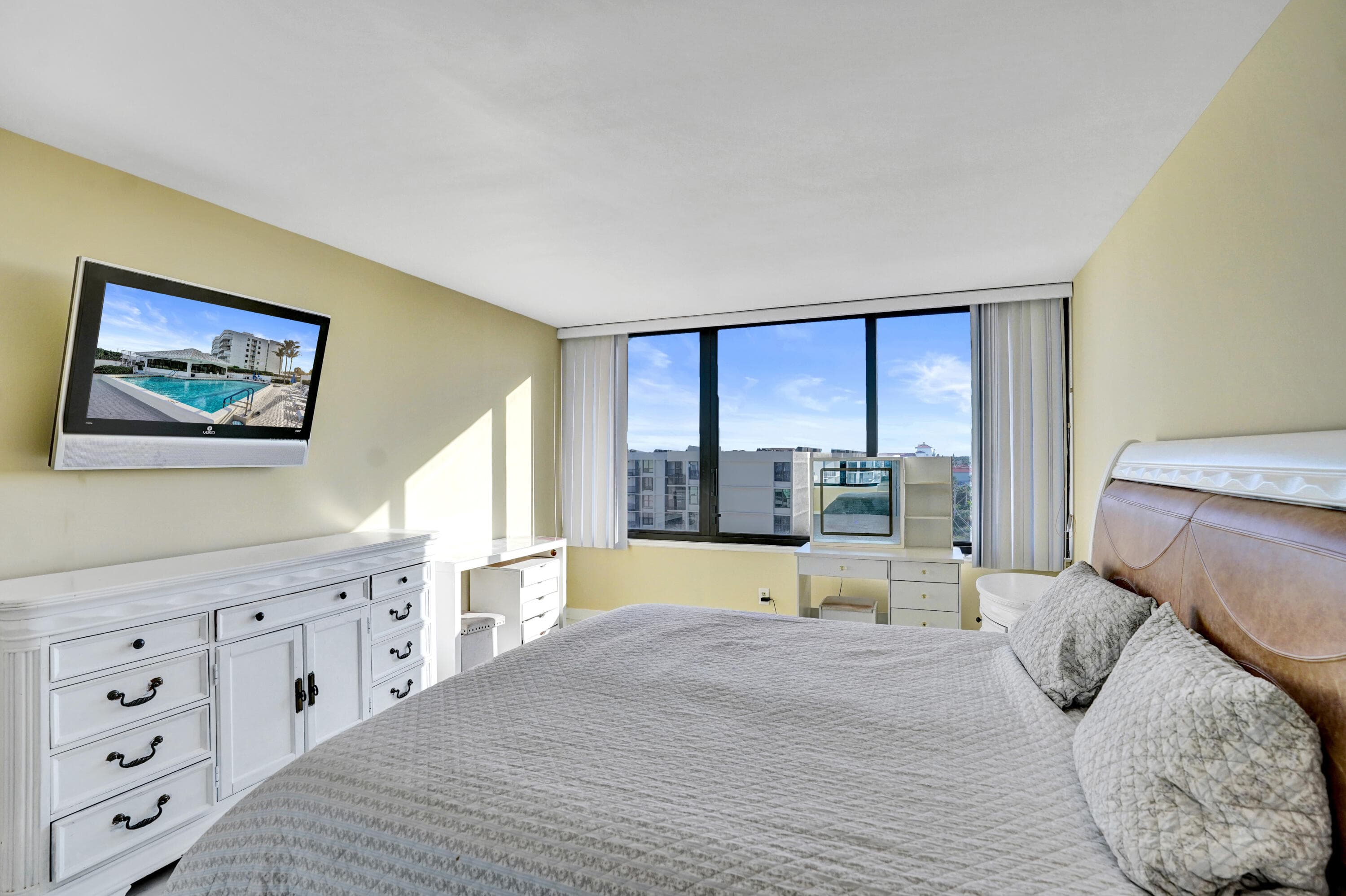 3590 S Ocean Boulevard 809, South Palm Beach, FL 33480 — photo 34 of 85