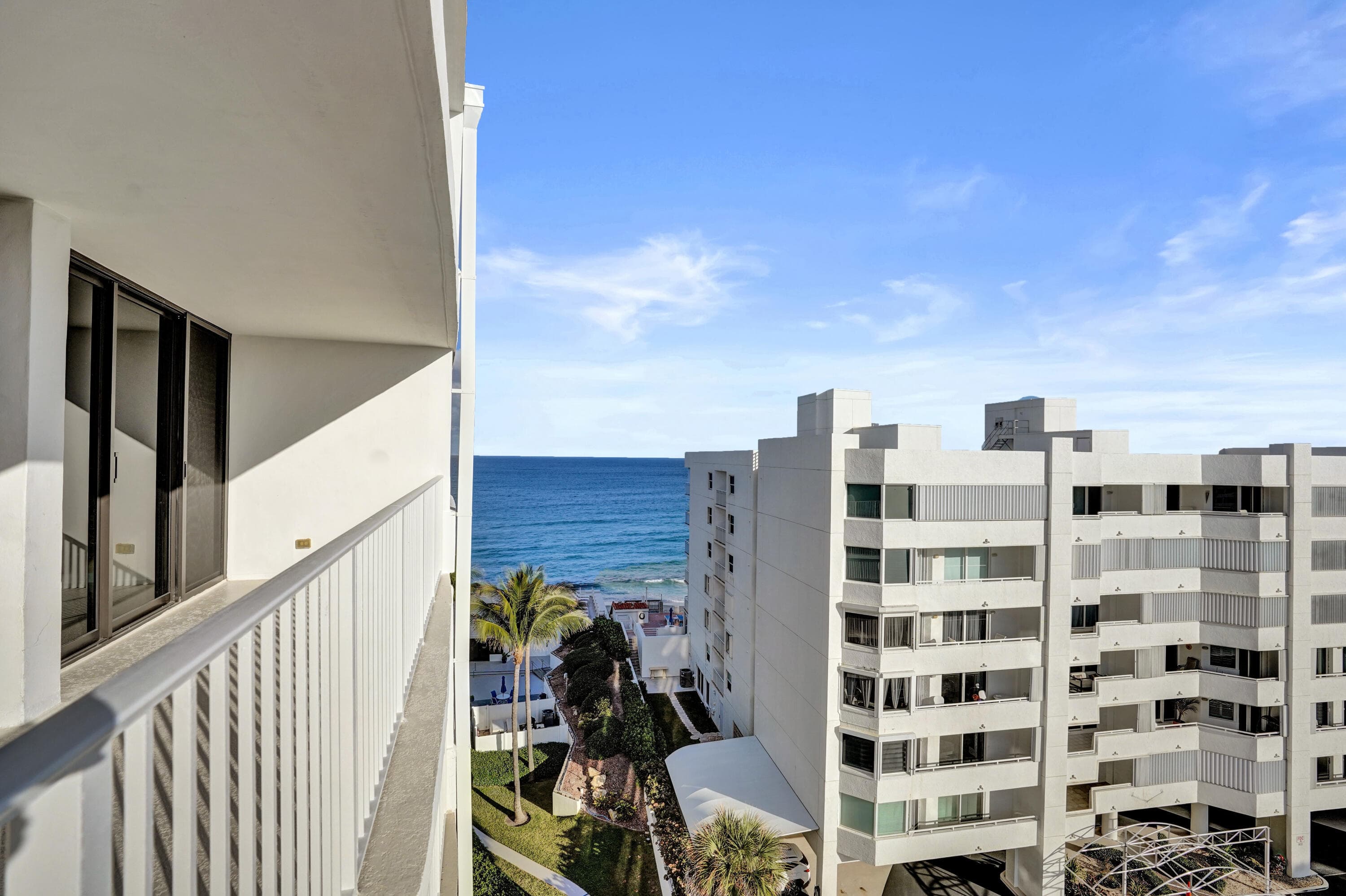 3590 S Ocean Boulevard 809, South Palm Beach, FL 33480 — photo 4 of 85
