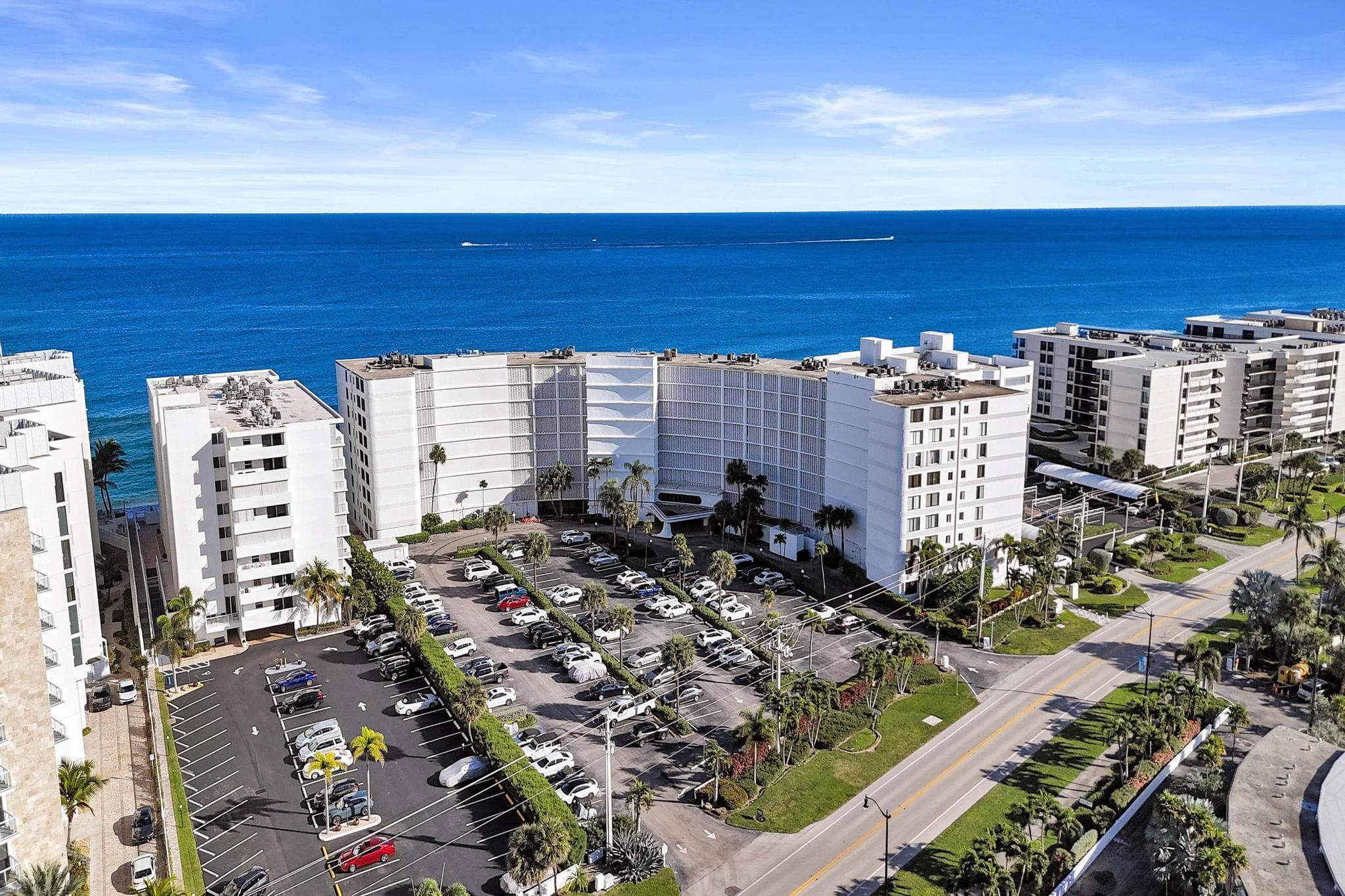 3590 S Ocean Boulevard 809, South Palm Beach, FL 33480 — photo 5 of 85