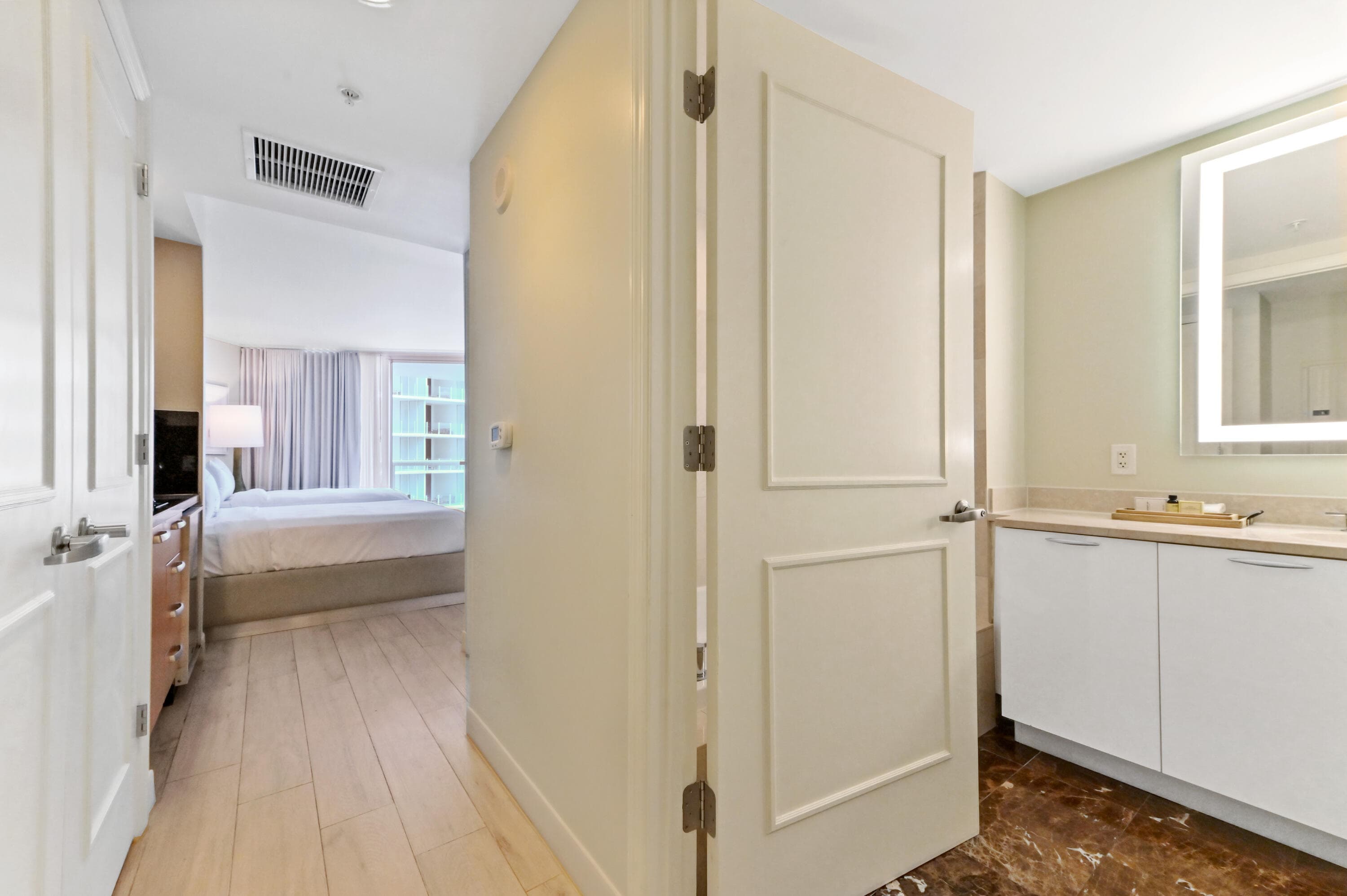 505 N Fort Lauderdale Beach Boulevard #1708, Fort Lauderdale, FL 33304 — photo 17 of 30