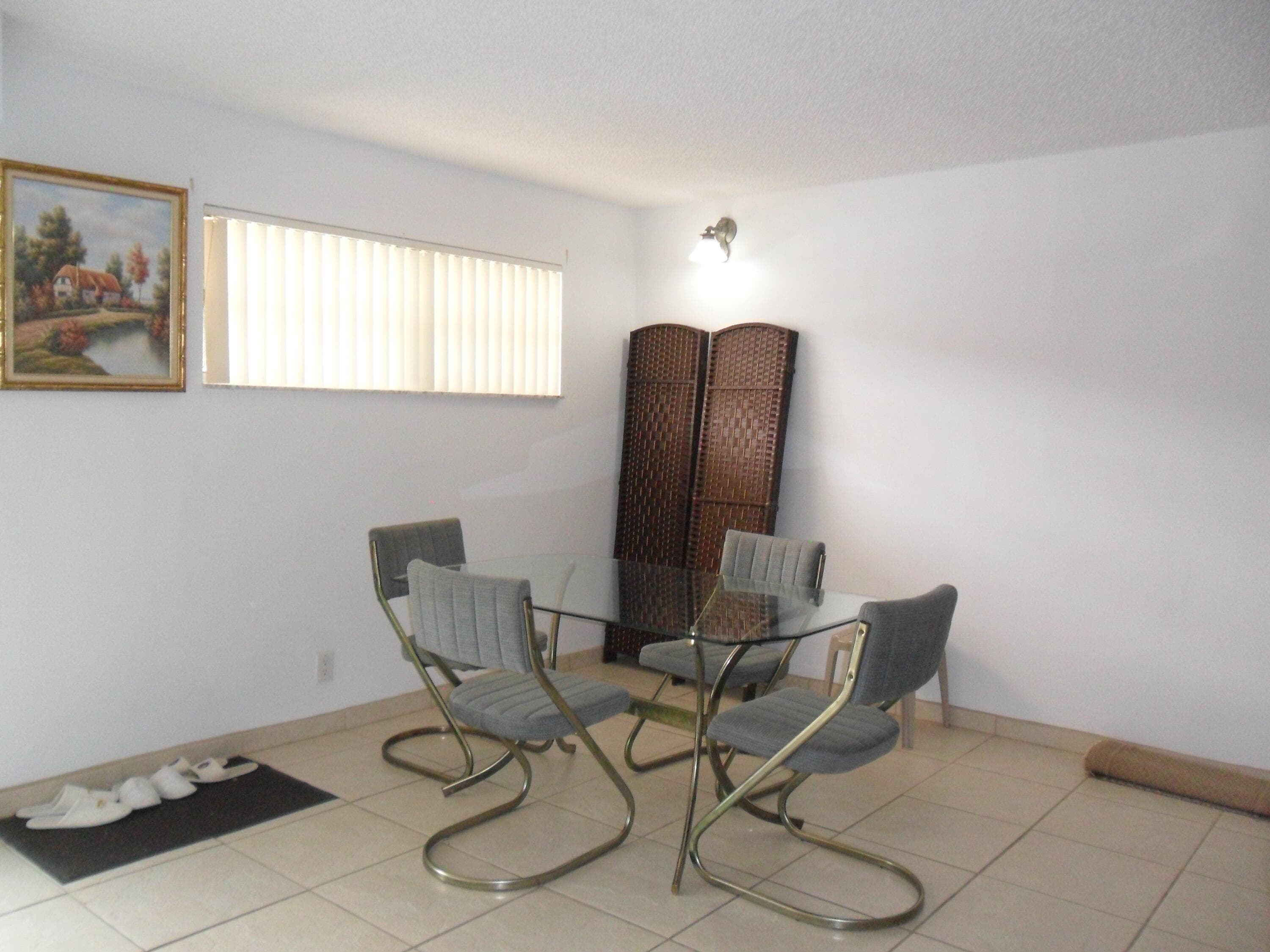 681 S Hollybrook Drive 105, Pembroke Pines, FL 33025 — photo 17 of 34