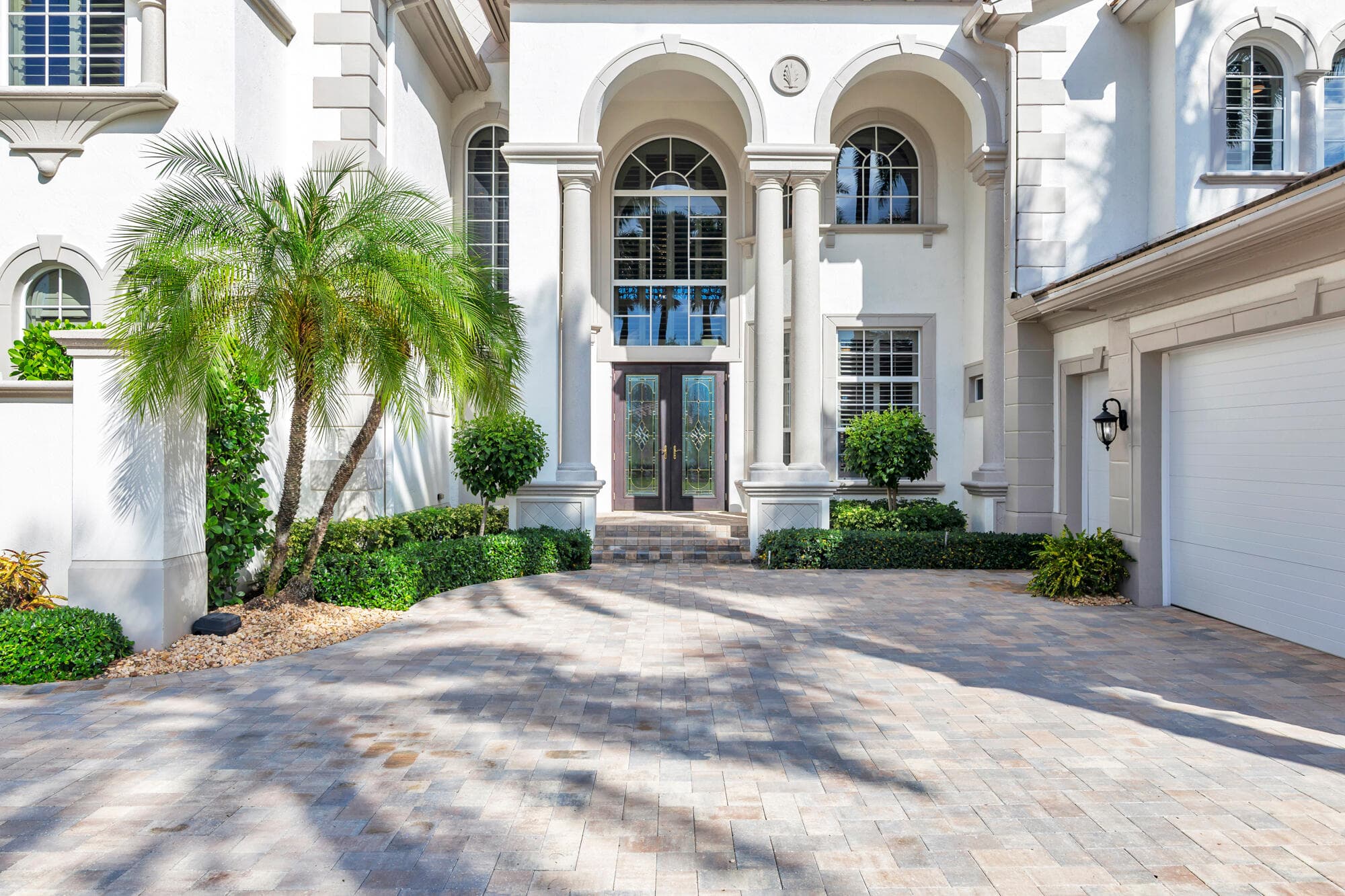624 Hermitage Circle, Palm Beach Gardens, FL 33410 — photo 4 of 60