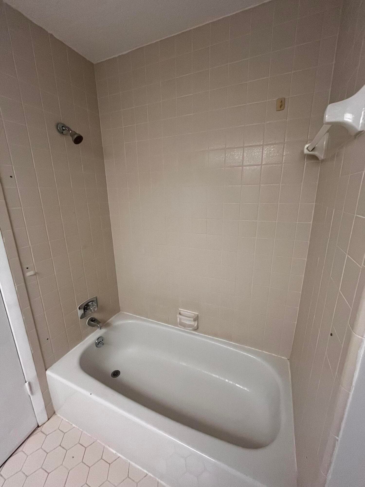 7281 SE Concord Place, Hobe Sound, FL 33455 — photo 13 of 21