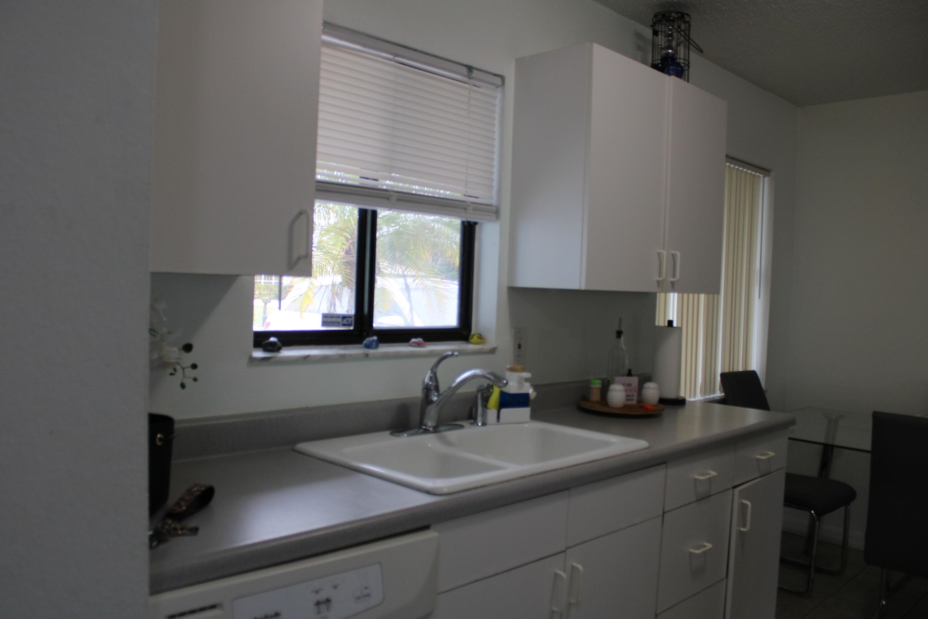 2533 SE Grand Drive, Port St. Lucie, FL 34952 — photo 15 of 32