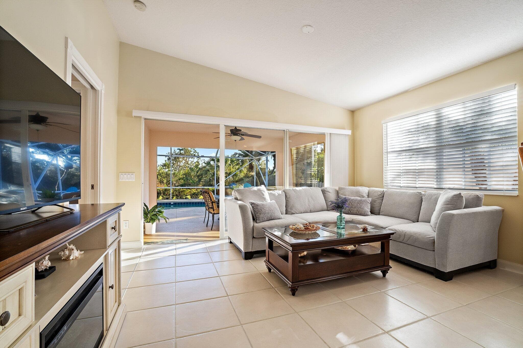 8991 SE Eldorado Way, Hobe Sound, FL 33455 — photo 14 of 41