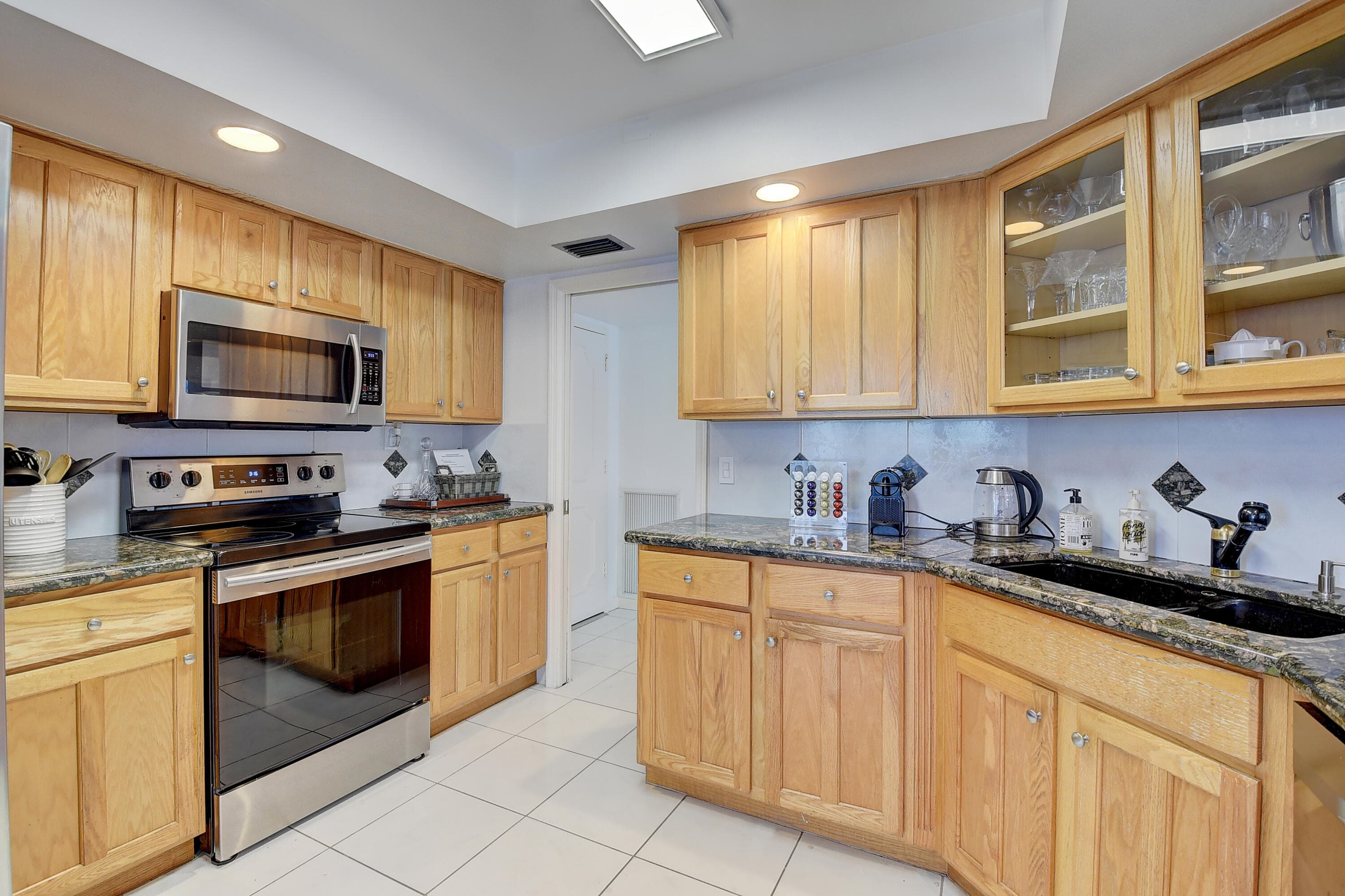 2066 N Ocean Boulevard 2nw, Boca Raton, FL 33431 — photo 8 of 25