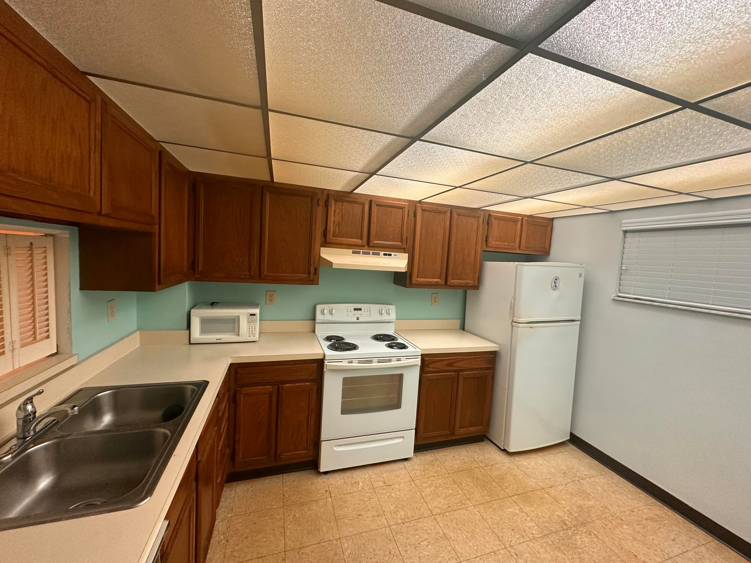 1100 NW 87th Avenue 405, Coral Springs, FL 33071 — photo 12 of 31