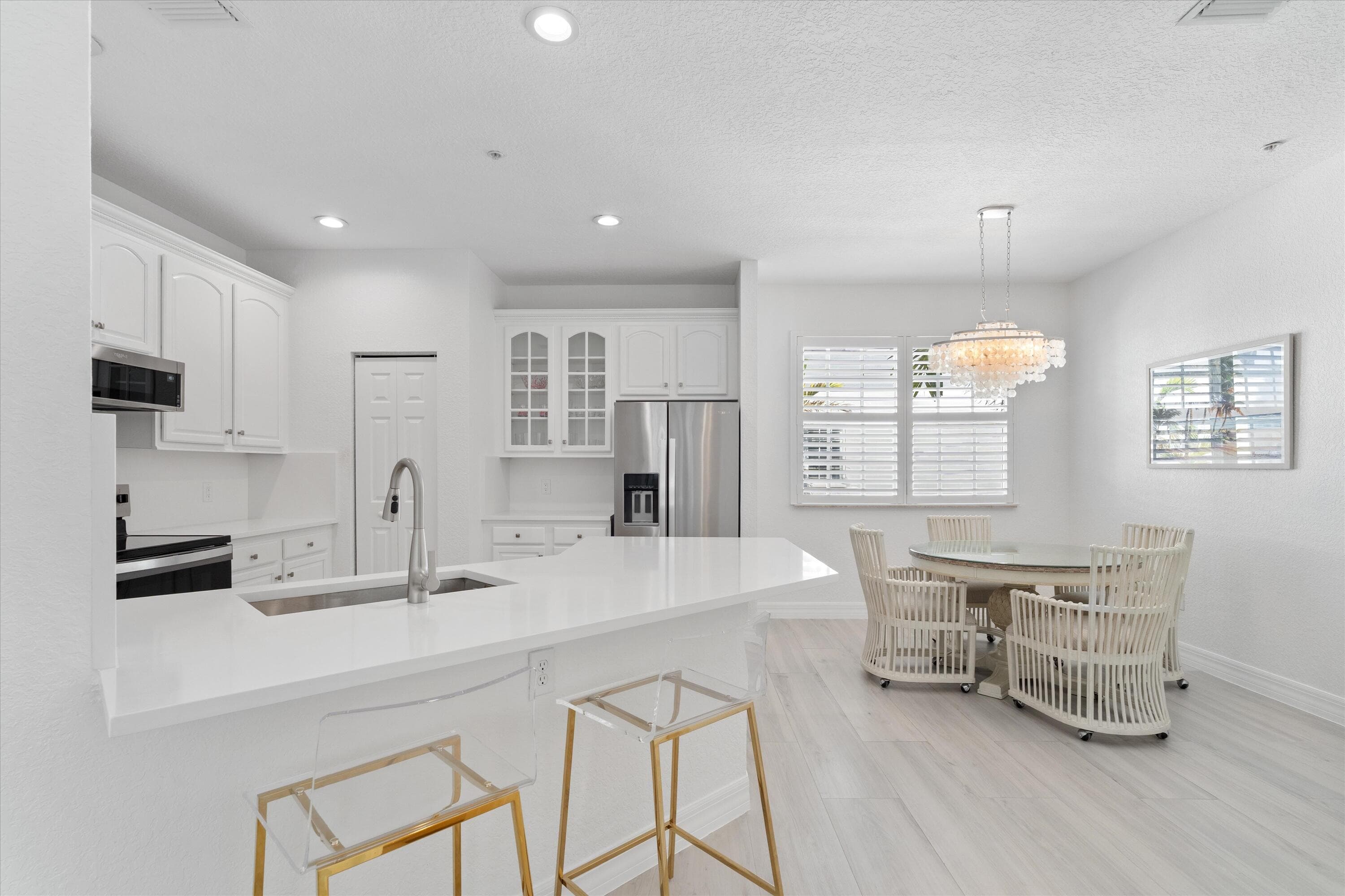 295 NE 5th Avenue 32, Delray Beach, FL 33483 — photo 2 of 29