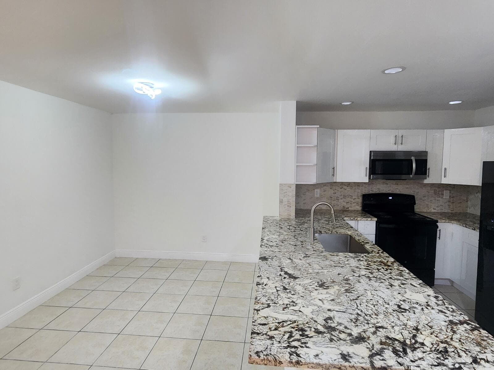 6013 10th Avenue N 208, Greenacres, FL 33463 — photo 5 of 22