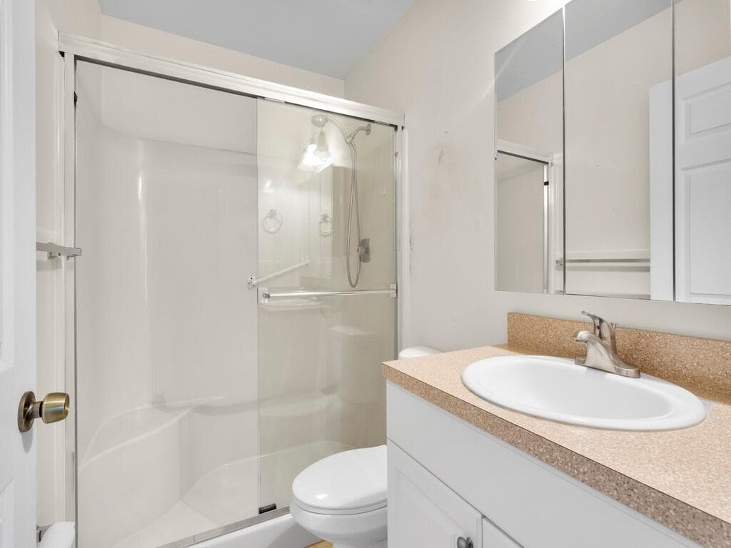 100 Spring Lake Drive 107, Vero Beach, FL 32962 — photo 14 of 27