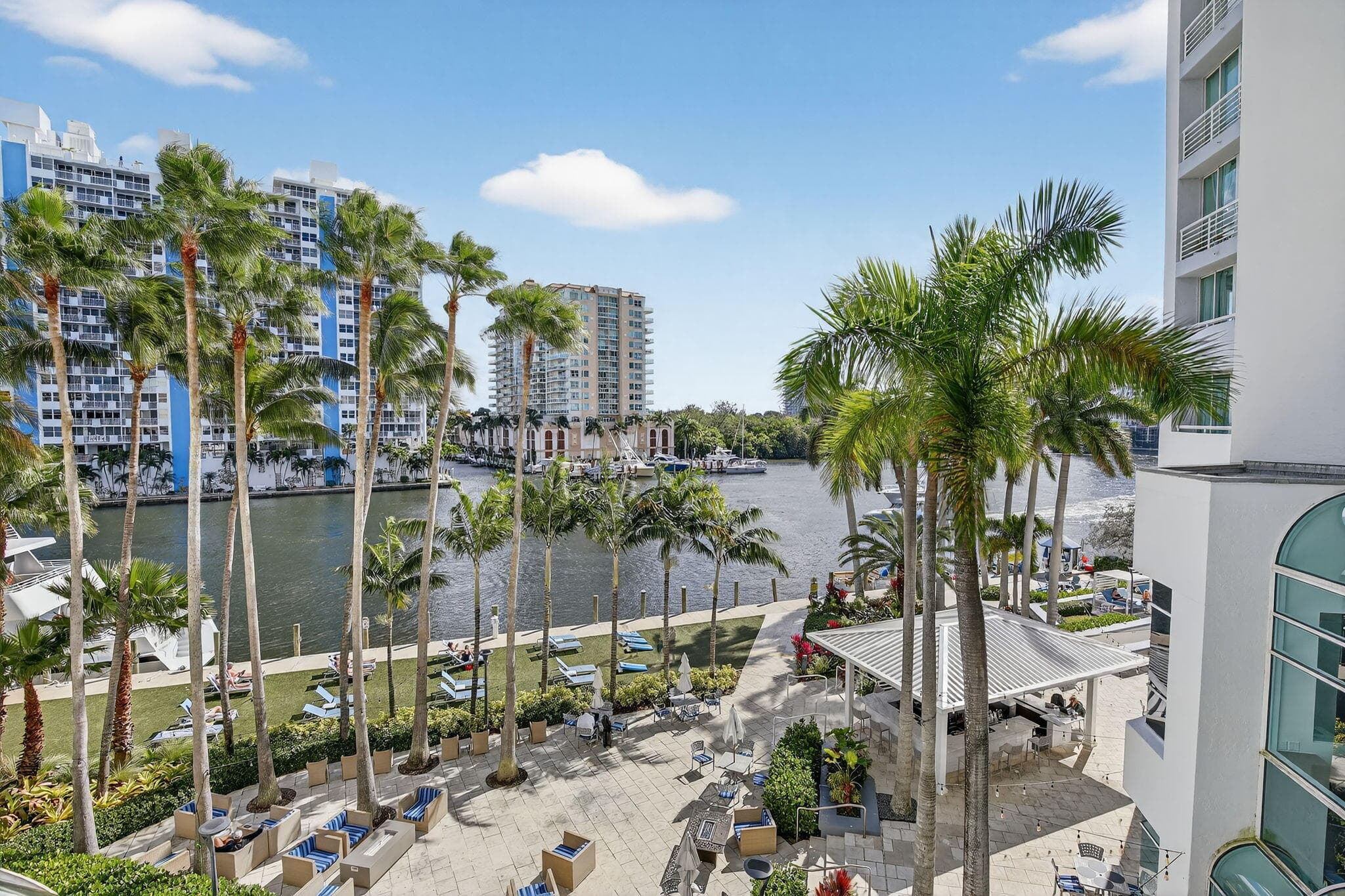 2670 E Sunrise Boulevard 320, Fort Lauderdale, FL 33304 — photo