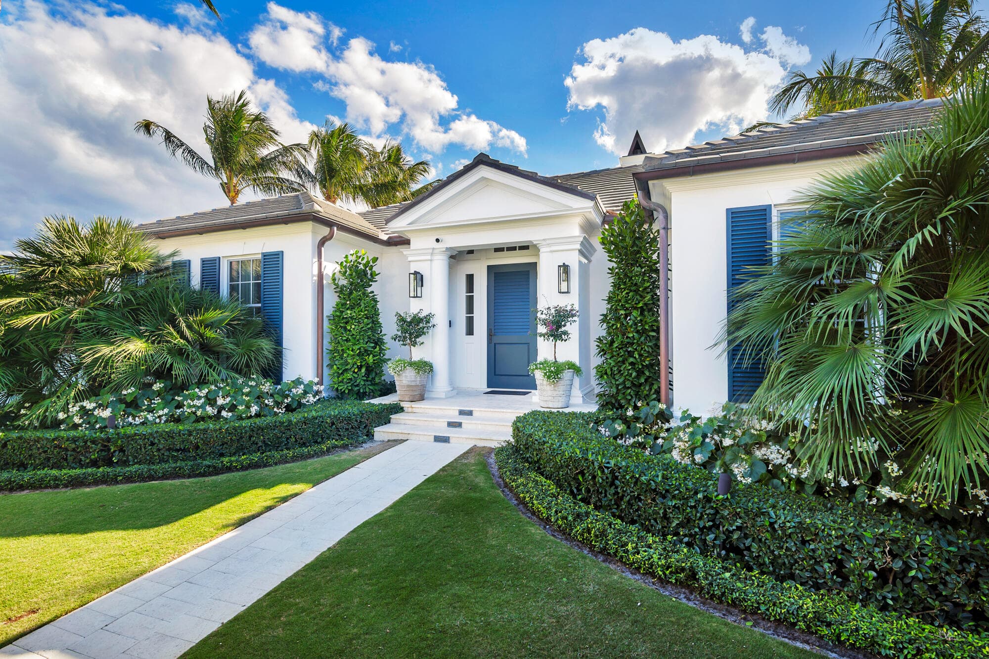 216 Sandpiper Drive, Palm Beach, FL 33480 — photo 2 of 48