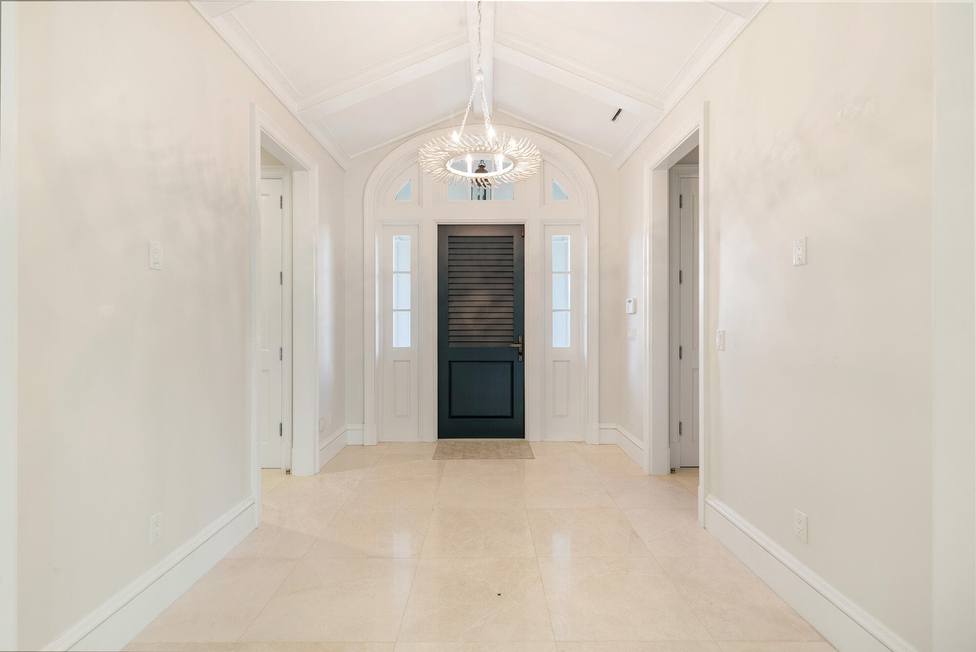 216 Sandpiper Drive, Palm Beach, FL 33480 — photo 4 of 48