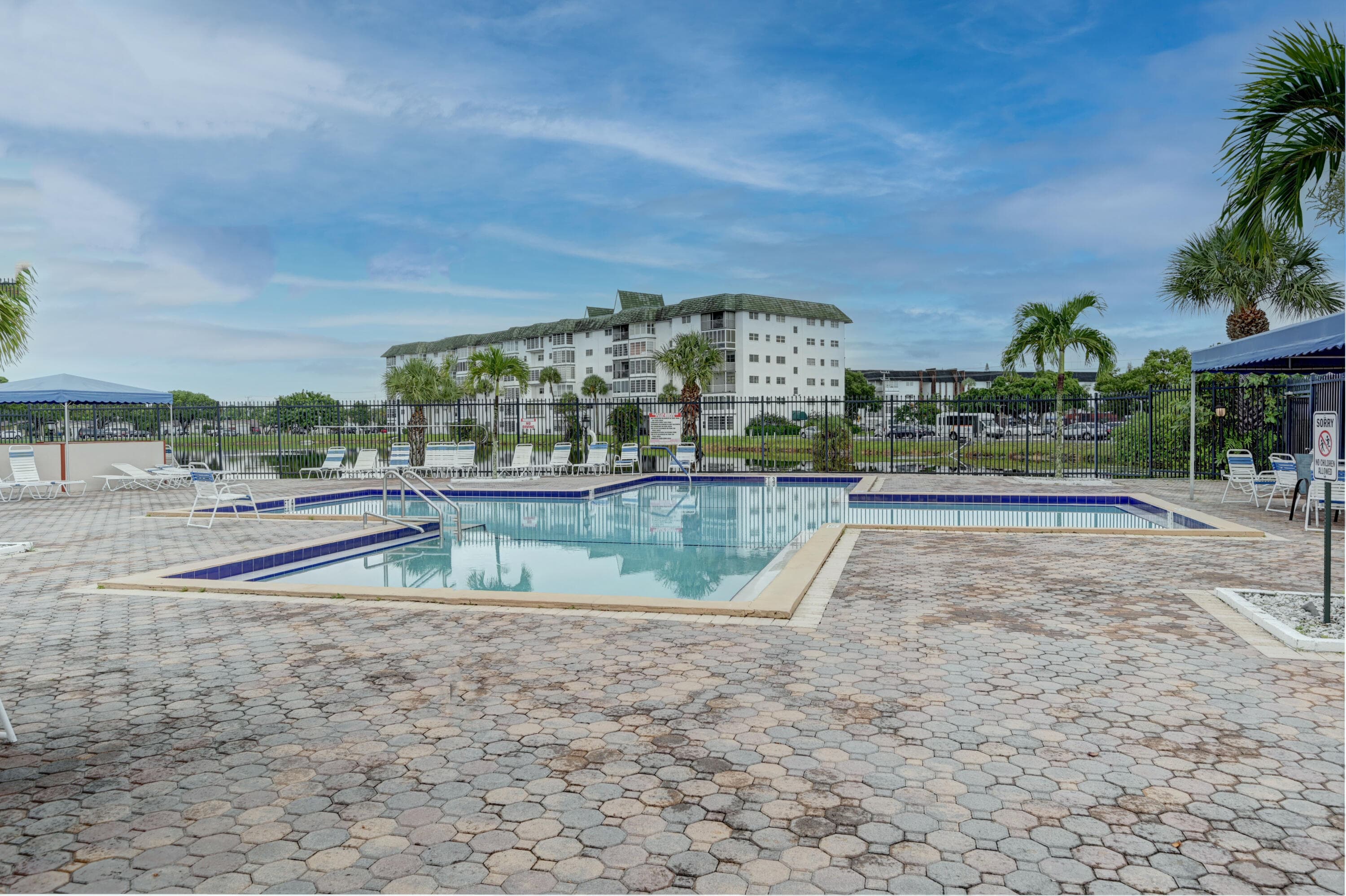 4751 NW 21st Street 417, Lauderhill, FL 33313 — photo 28 of 30