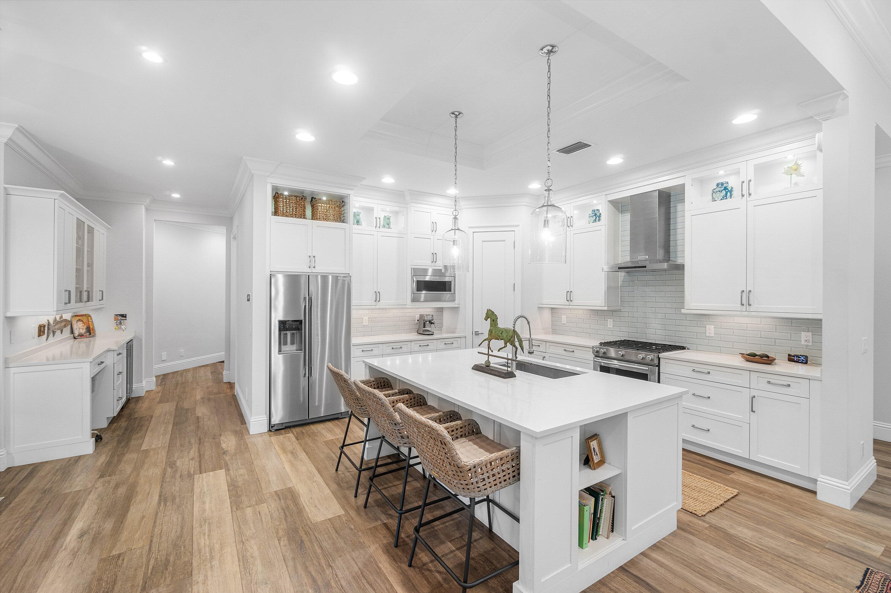 135 Dixie Boulevard, Delray Beach, FL 33444 — photo 10 of 51