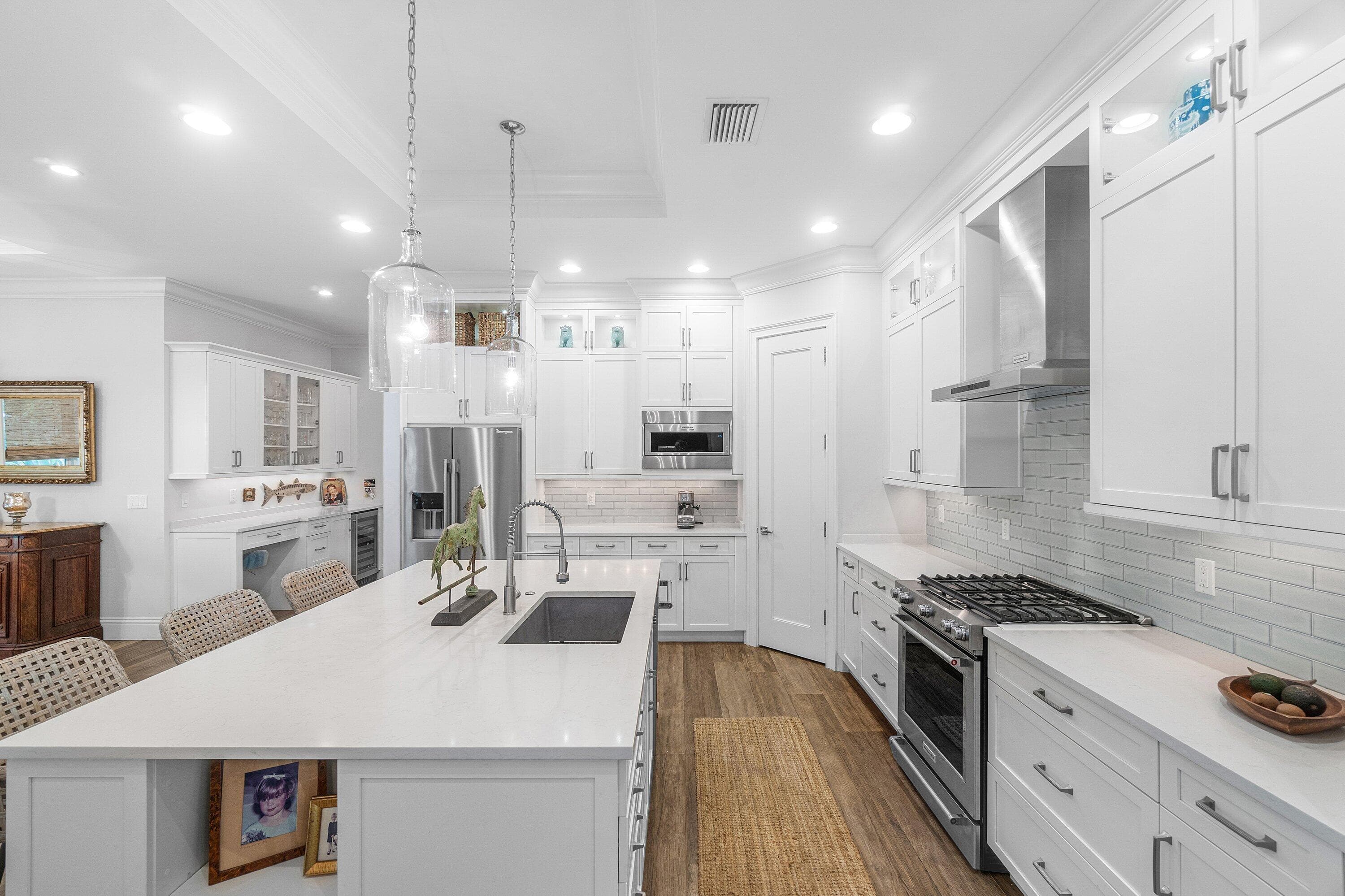 135 Dixie Boulevard, Delray Beach, FL 33444 — photo 12 of 51