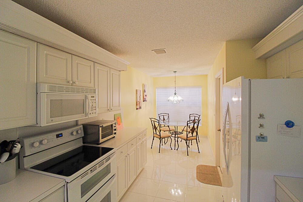 886 Windermere Way, Palm Beach Gardens, FL 33418 — photo 13 of 33