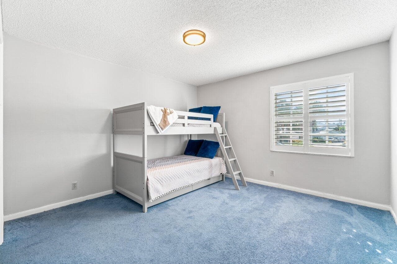 17064 Boca Club Boulevard 3, Boca Raton, FL 33487 — photo 19 of 34