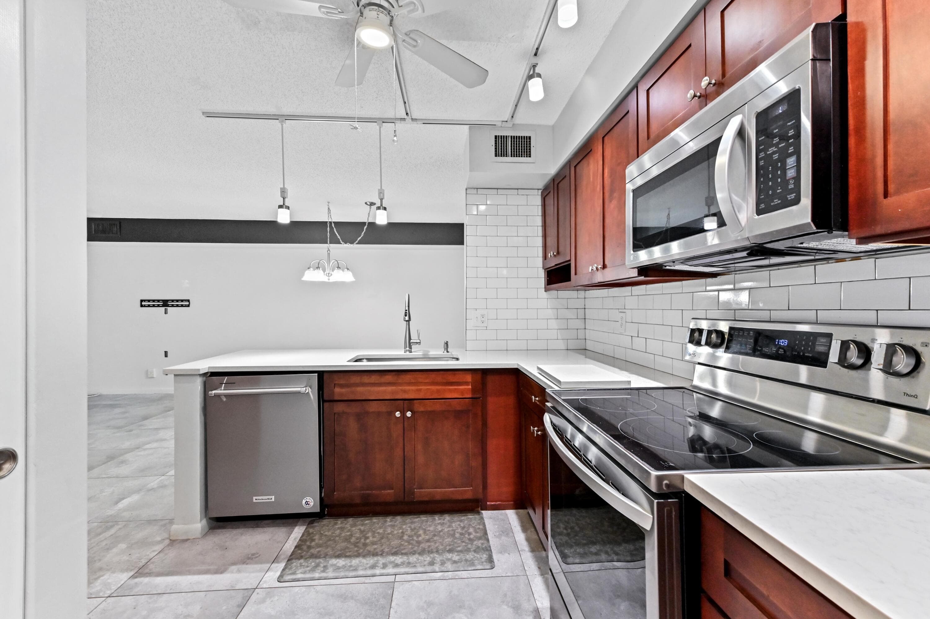 14895 Builtmore Way 107, Delray Beach, FL 33446 — photo 6 of 40