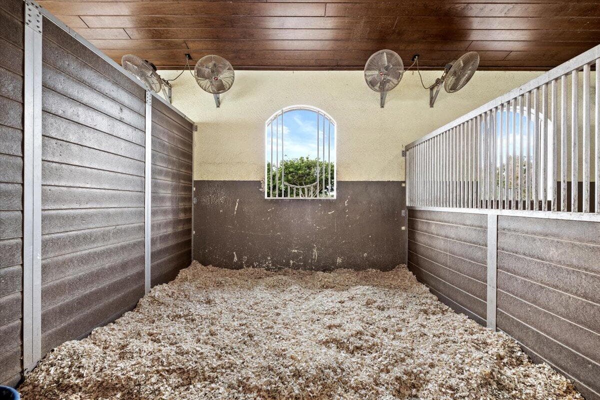 5625 140th Avenue S, Wellington, FL 33449 — photo 19 of 104