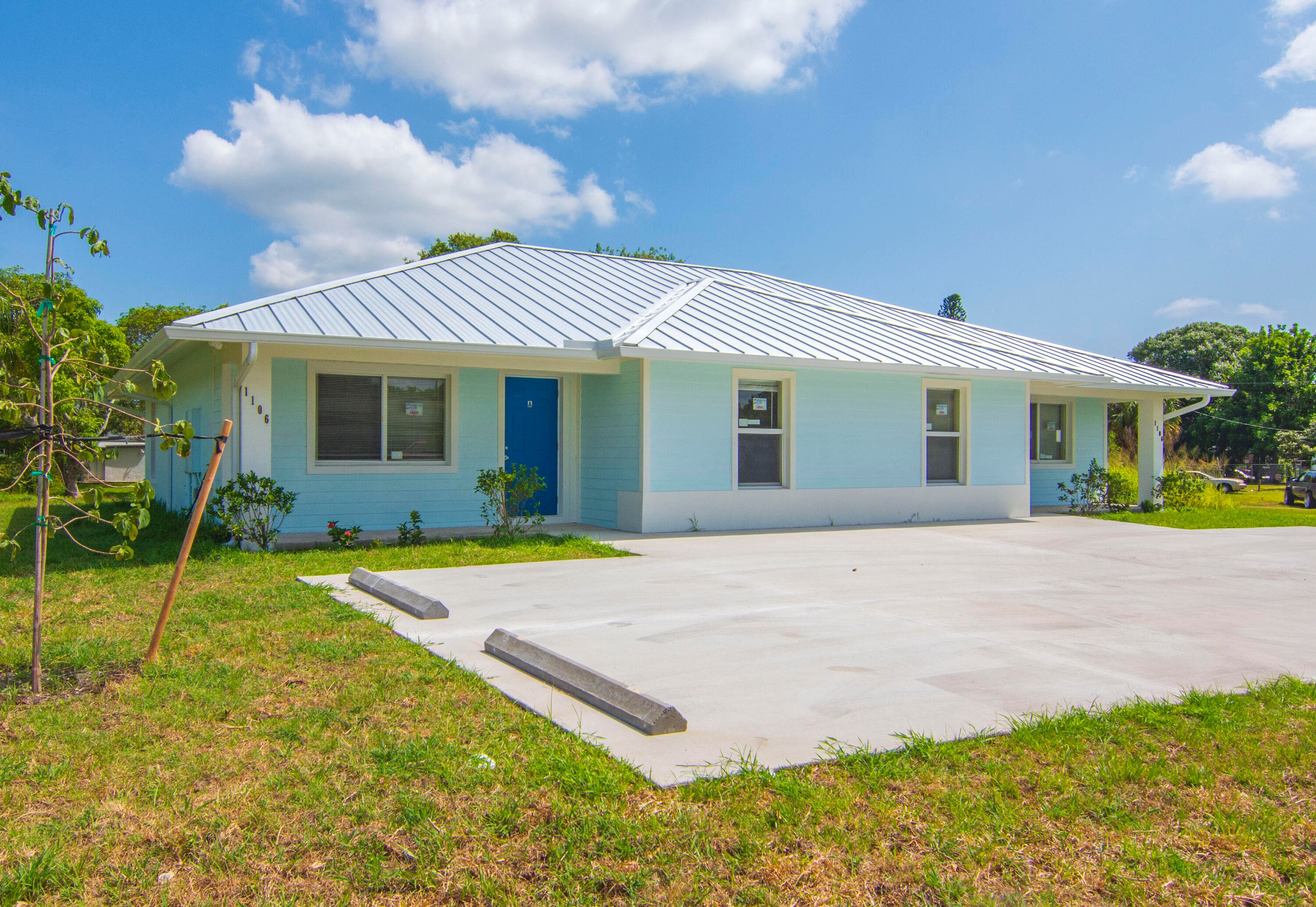 1405 Avenue G Apt A, Fort Pierce, FL 34950 — photo 5 of 30