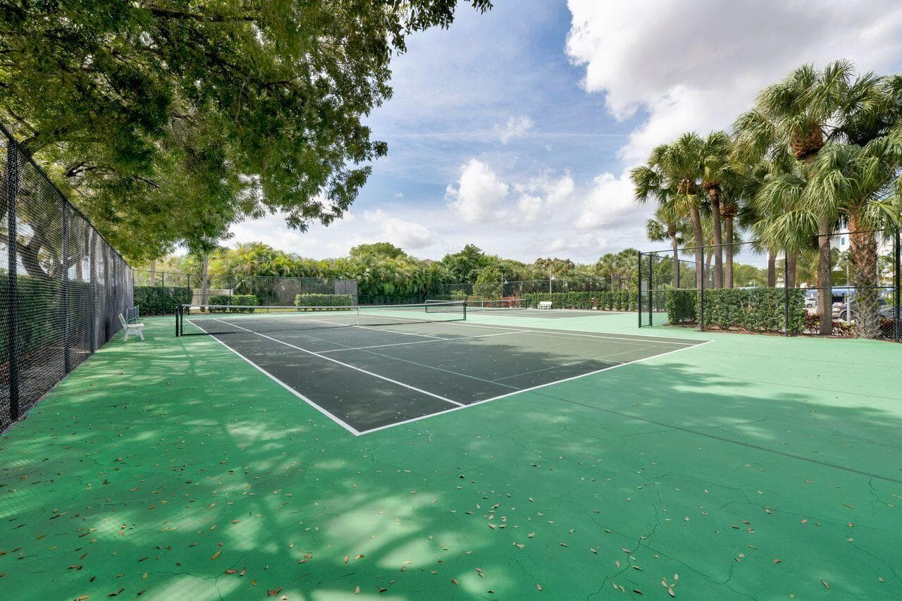 814 Bay Colony Drive S, Juno Beach, FL 33408 — photo 31 of 32