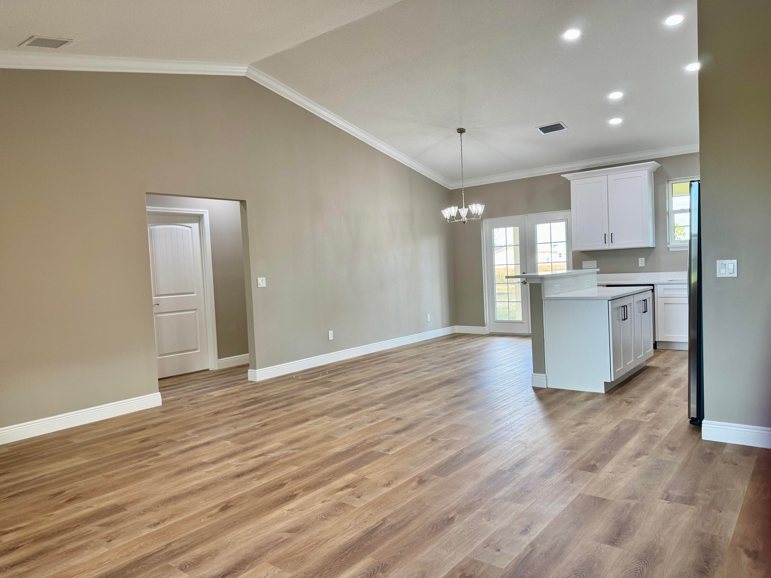 5007 SE 42nd Street, Okeechobee, FL 34974 — photo 7 of 36
