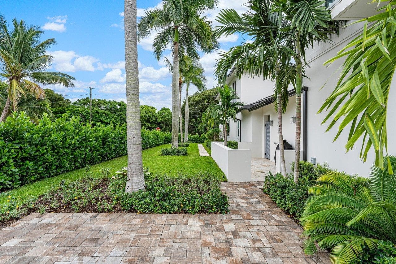 217 Gulfstream Boulevard, Boynton Beach, FL 33435 — photo 43 of 56