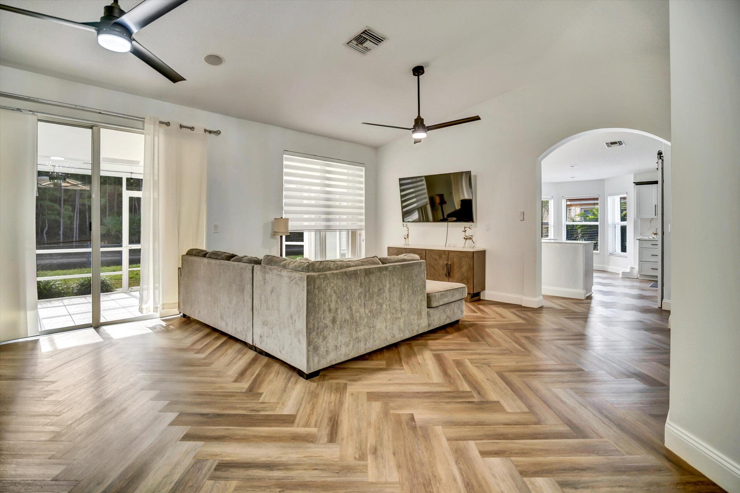 112 Cocoplum Circle, Royal Palm Beach, FL 33411 — photo 8 of 36