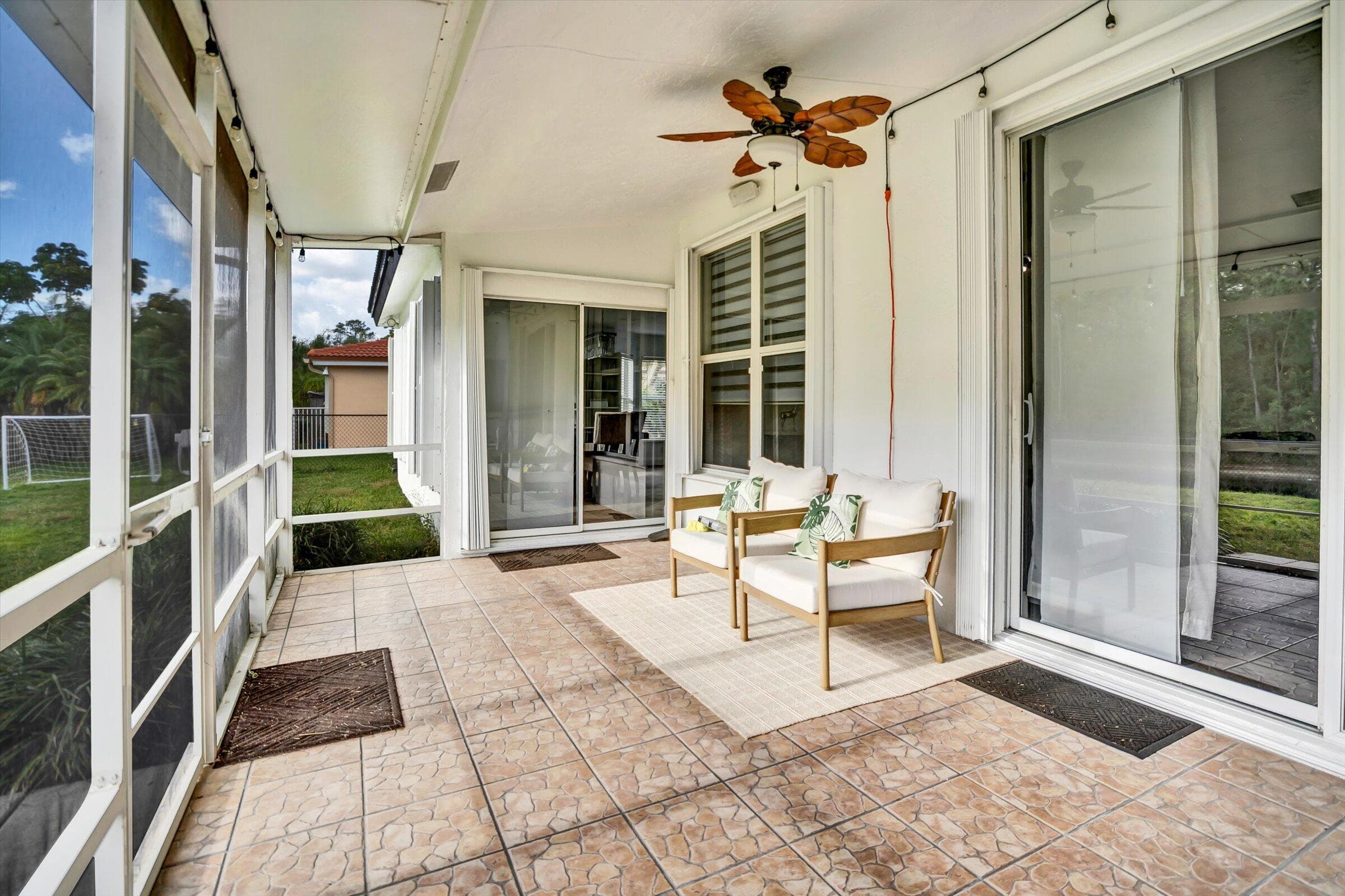 112 Cocoplum Circle, Royal Palm Beach, FL 33411 — photo 12 of 36