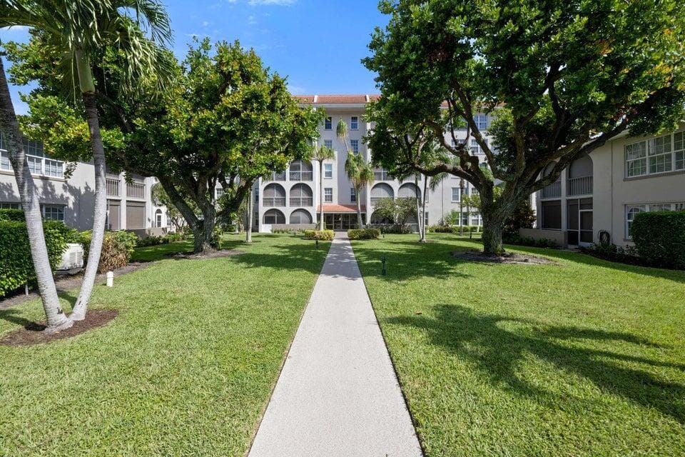 250 NE 20th Street 1010, Boca Raton, FL 33431 — photo 18 of 23