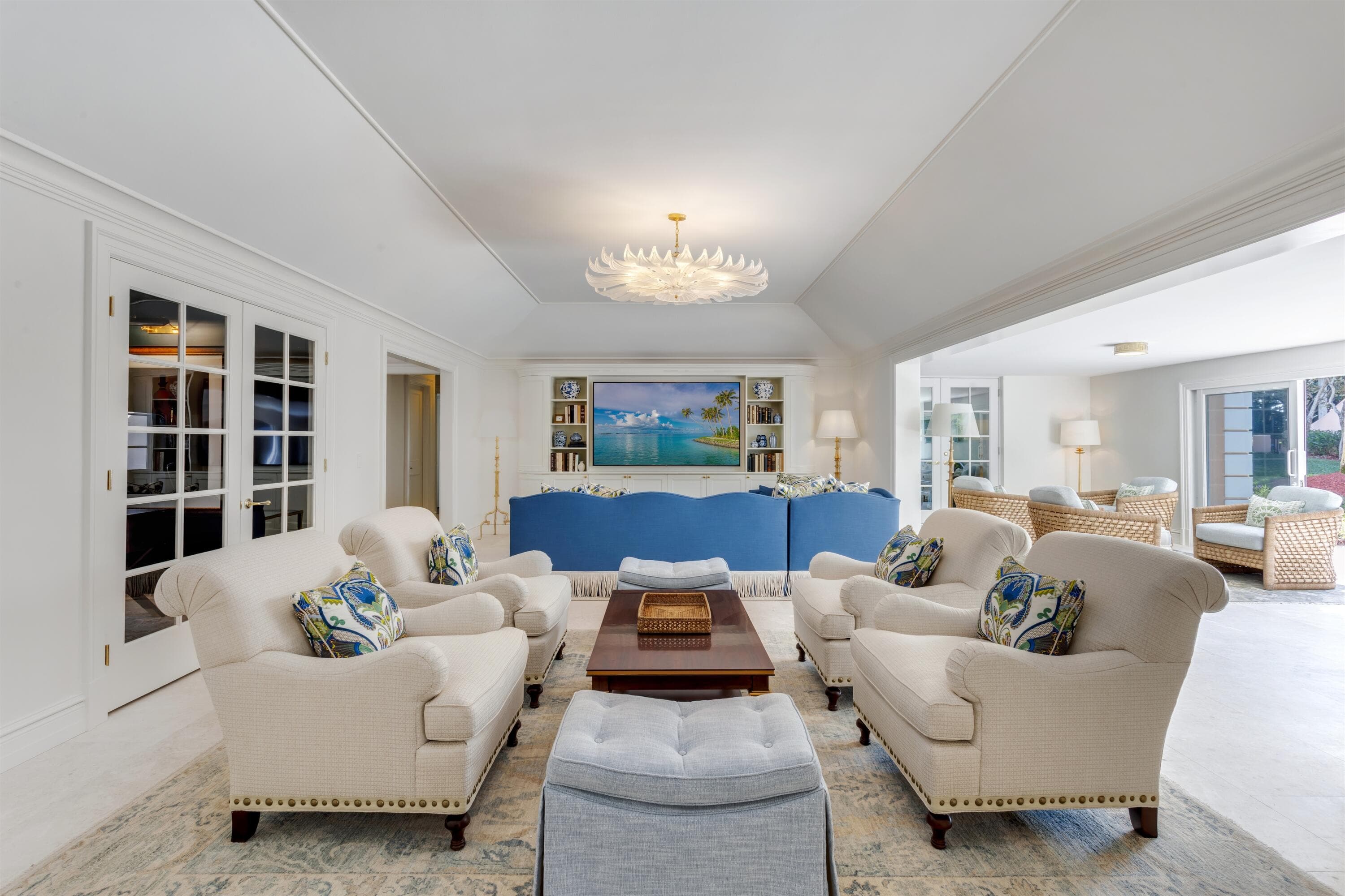 124 Woodbridge Road, Palm Beach, FL 33480 — photo 8 of 45