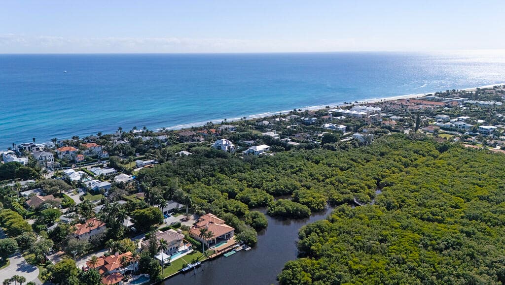 6064 N Ocean Boulevard, Ocean Ridge, FL 33435 — photo 3 of 6