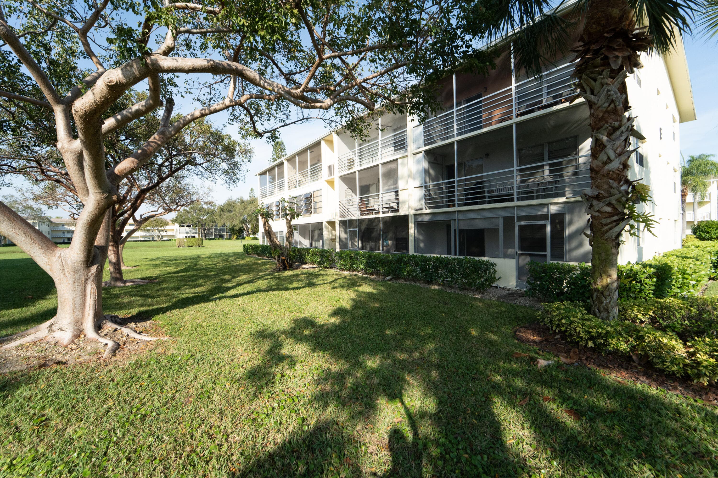 200 Dorset E, Boca Raton, FL 33434 — photo 35 of 41